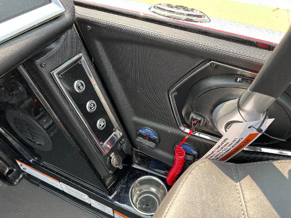 2025 Ranger Z520R Cup-Equipped boat interior with control panel and speaker.