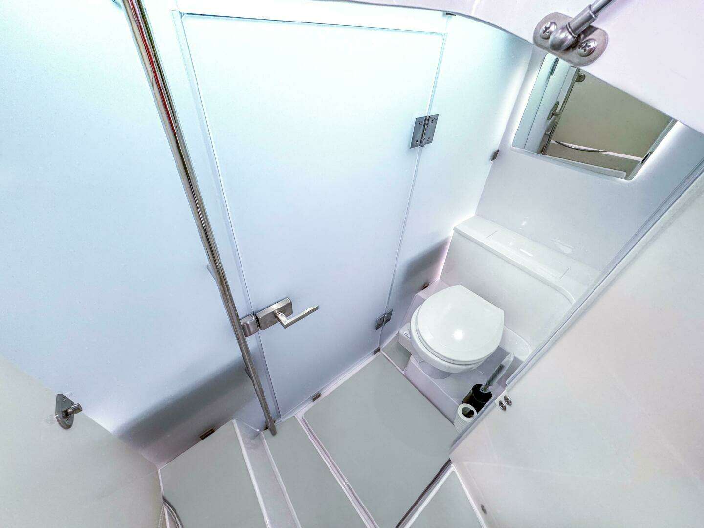 2024 Axopar 37 Sun Top - Image 21