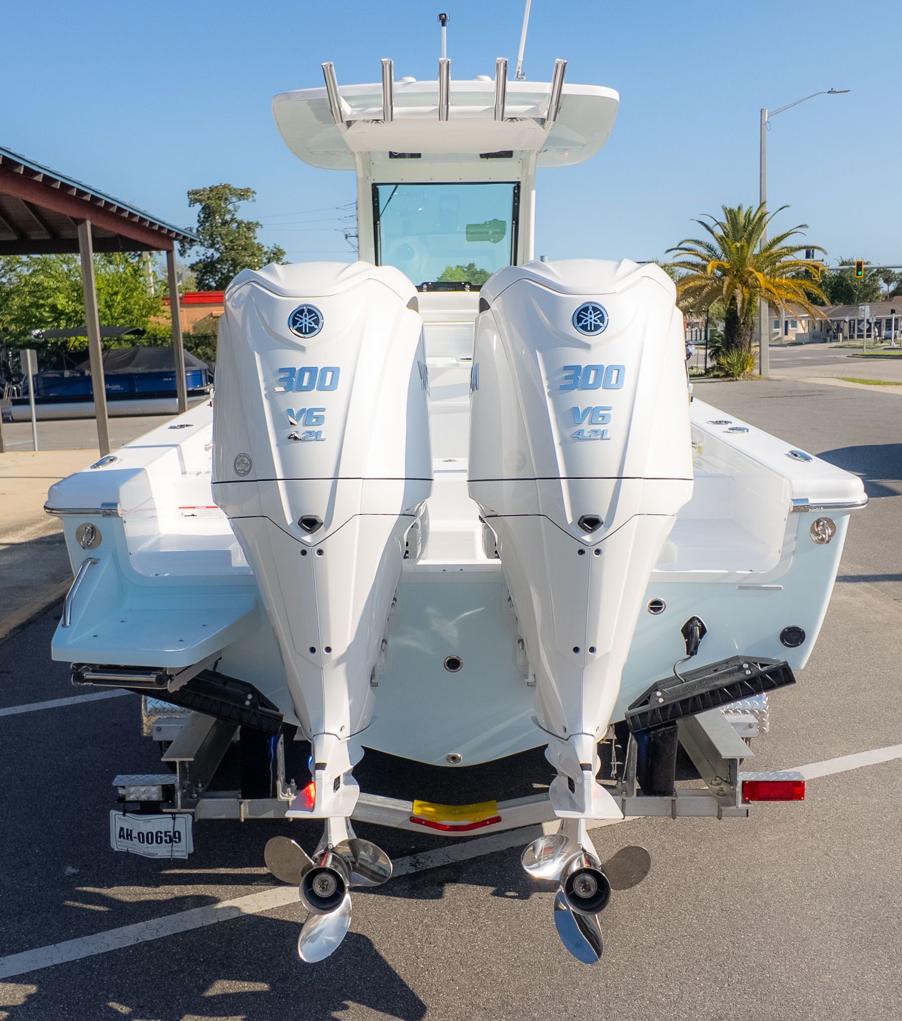 2027 Everglades 273 Center Console - 4