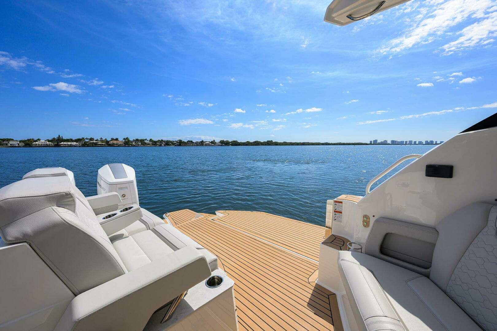 2022 Tiara Yachts 43 LE - Image 42