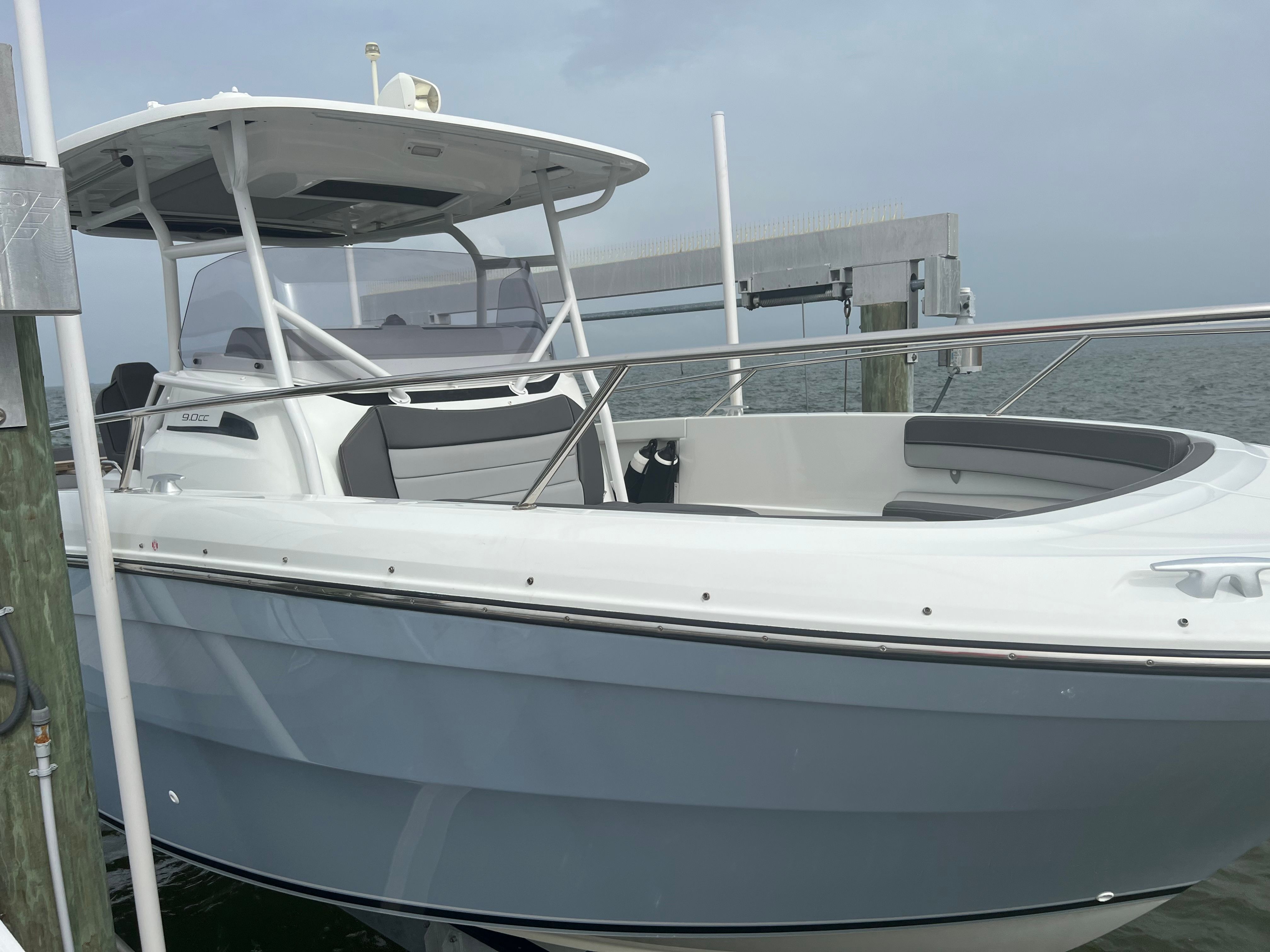 2020 Jeanneau Leader 9