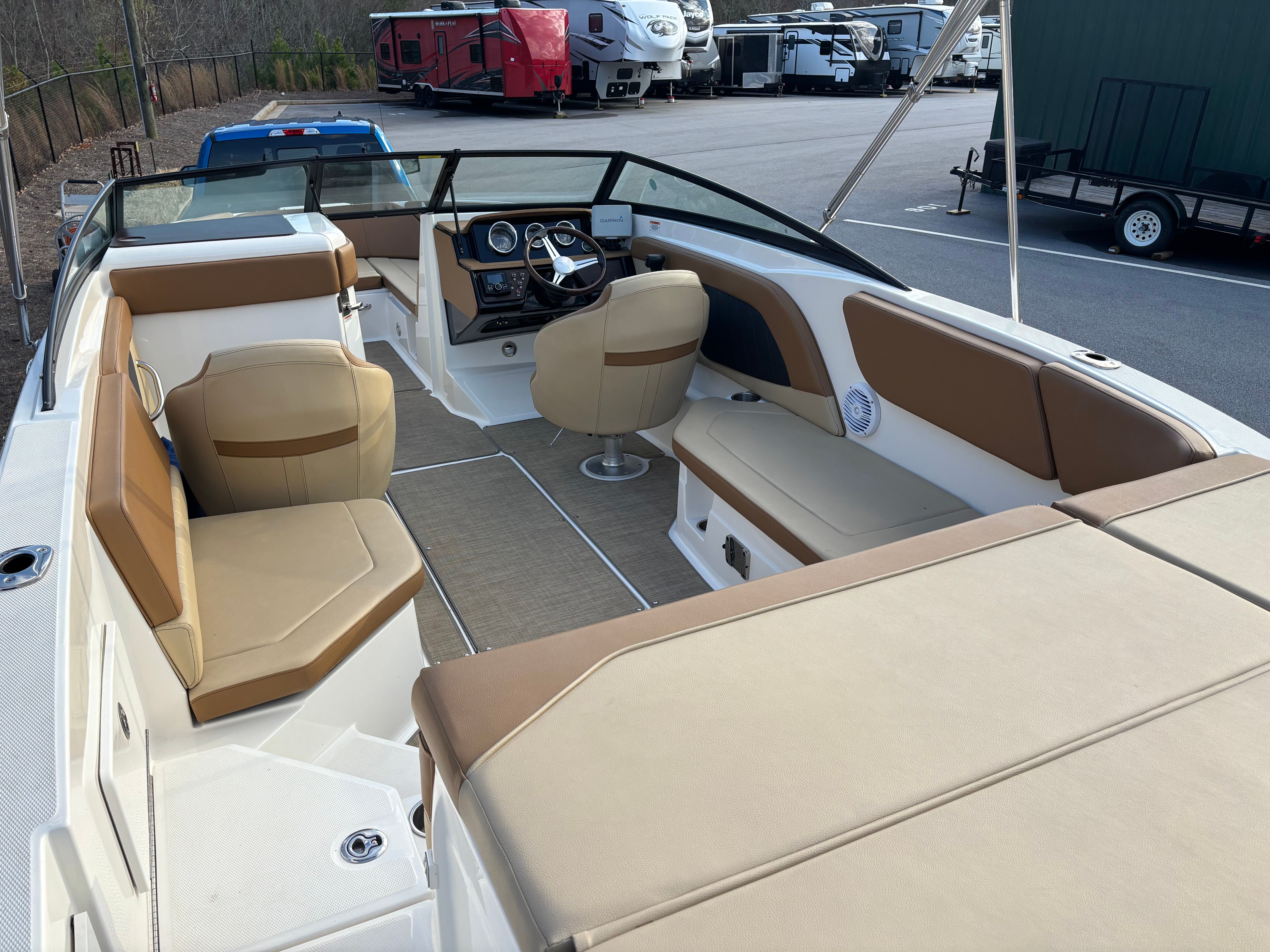 2018 Sea Ray SPX 230 Outboard - 7