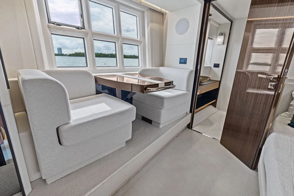 2018 Azimut 77S - 30