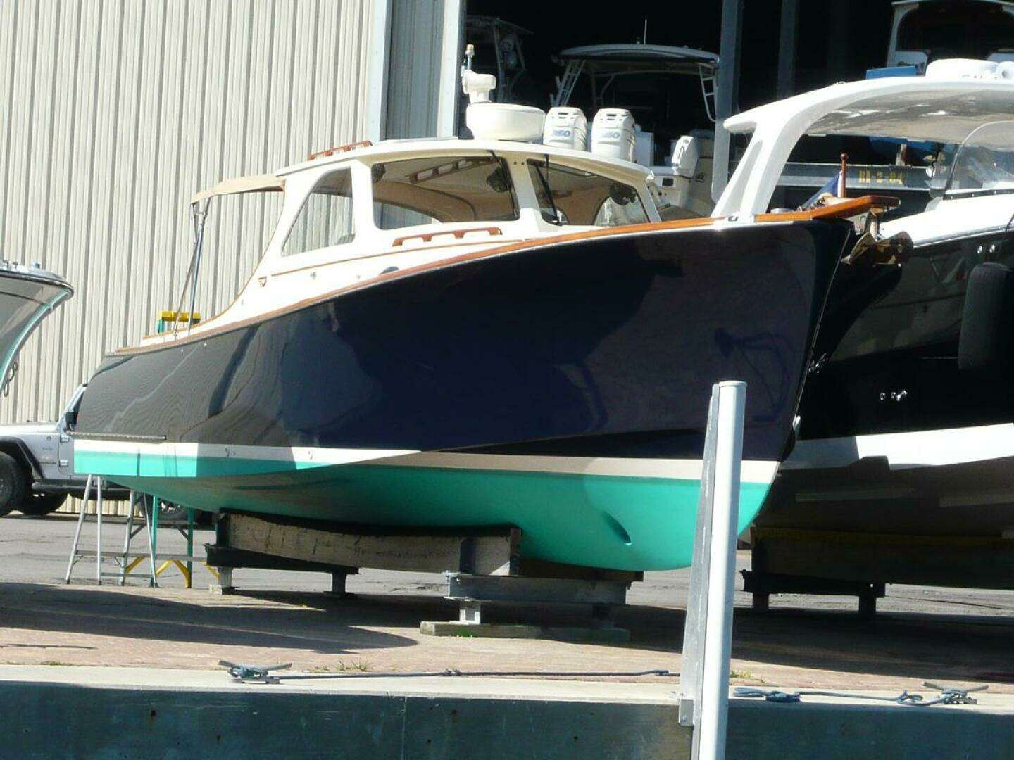 1998 Hinckley 36 Classic - Image 29
