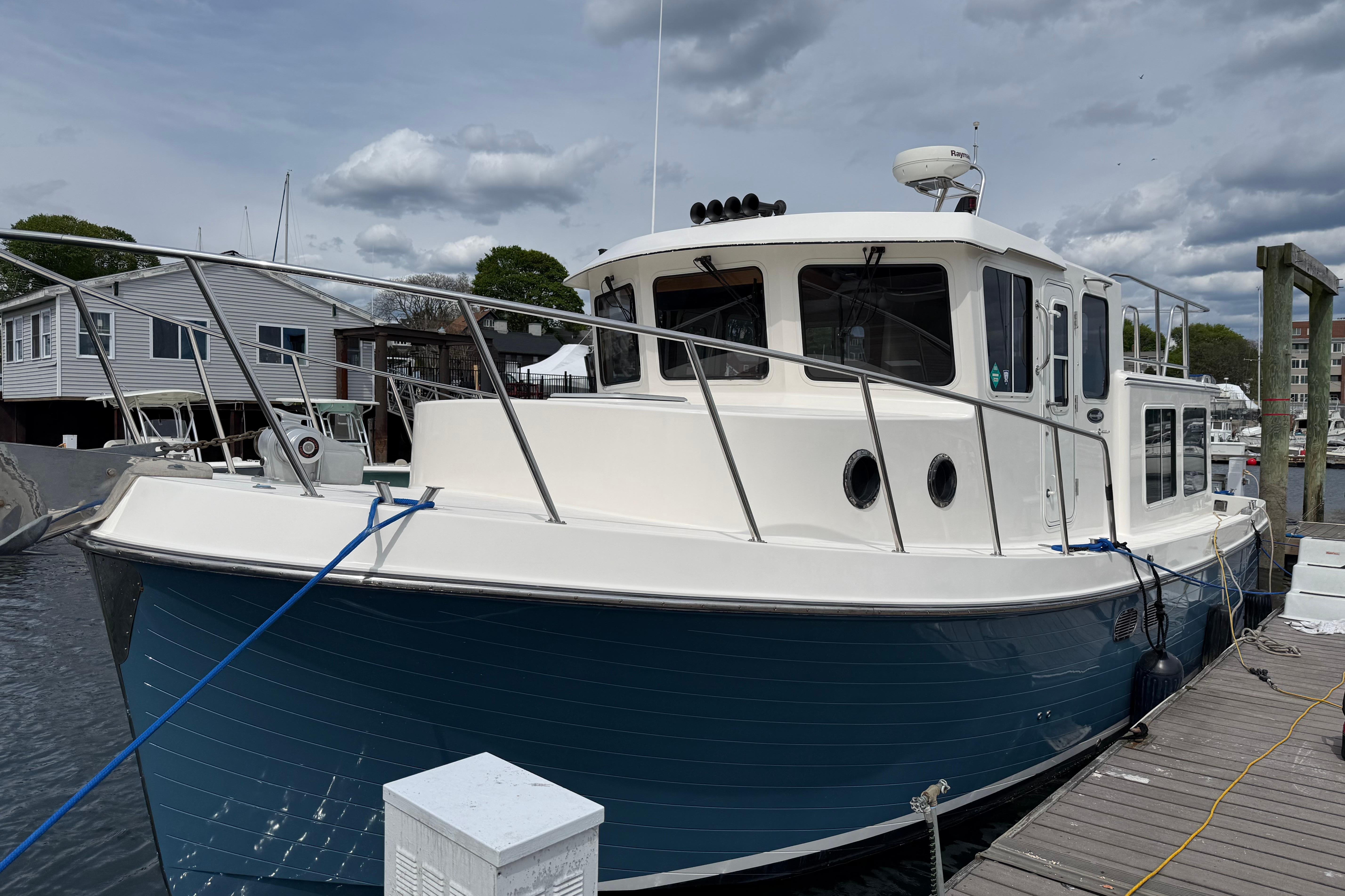 2003 American Tug 34