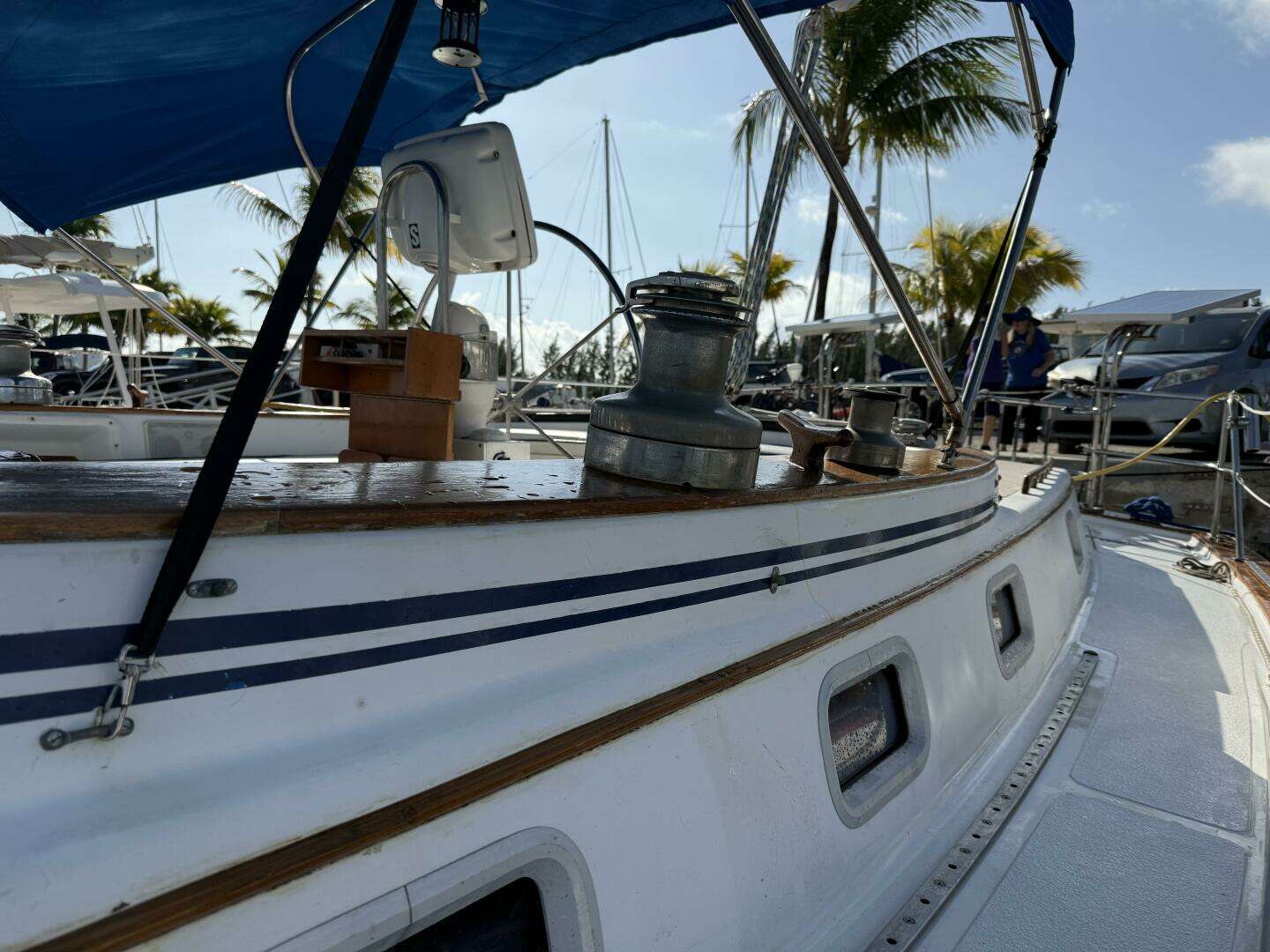 1985 Endeavour 42 - Image 23