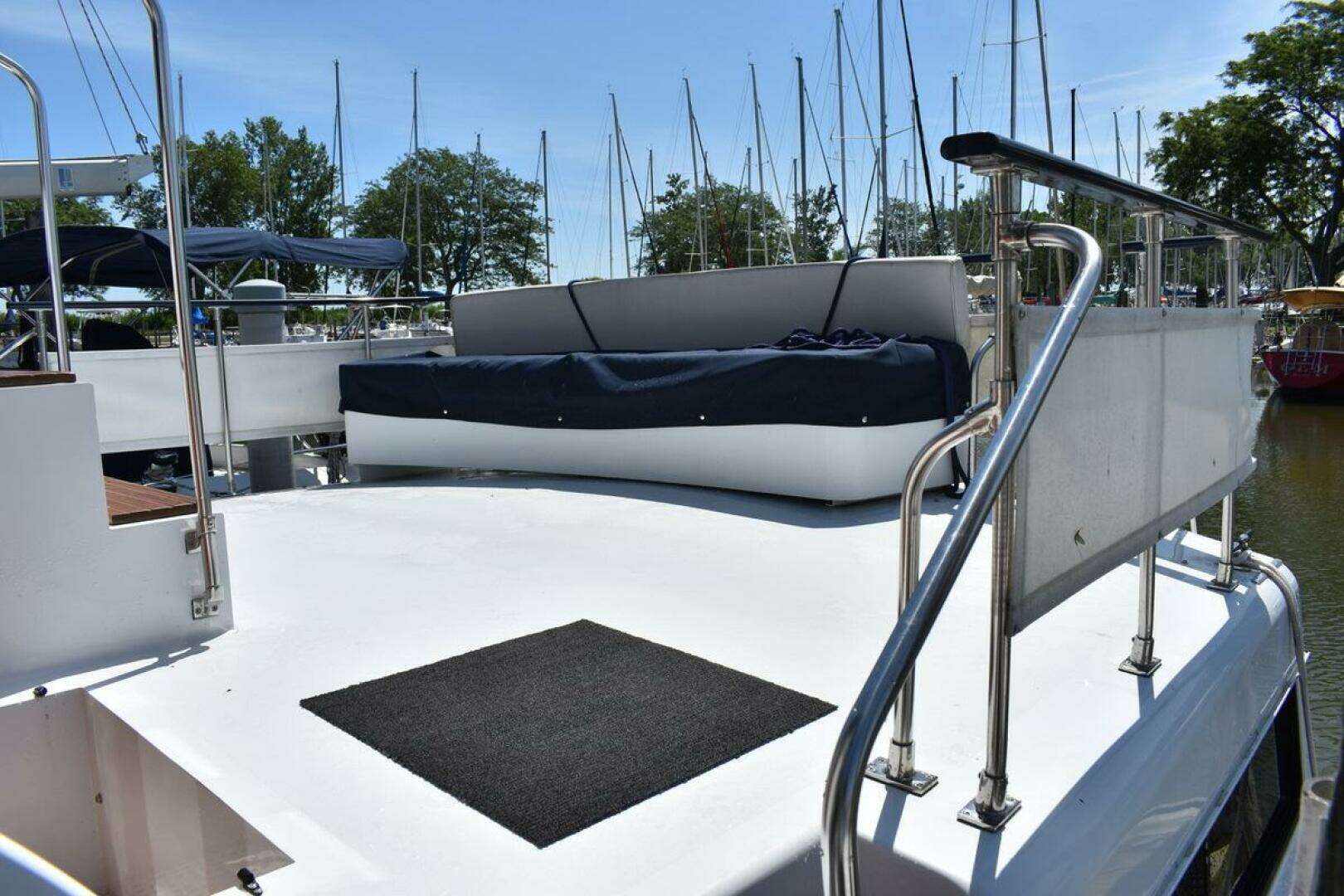 1985 Marinette 39 Double Cabin - Image 13
