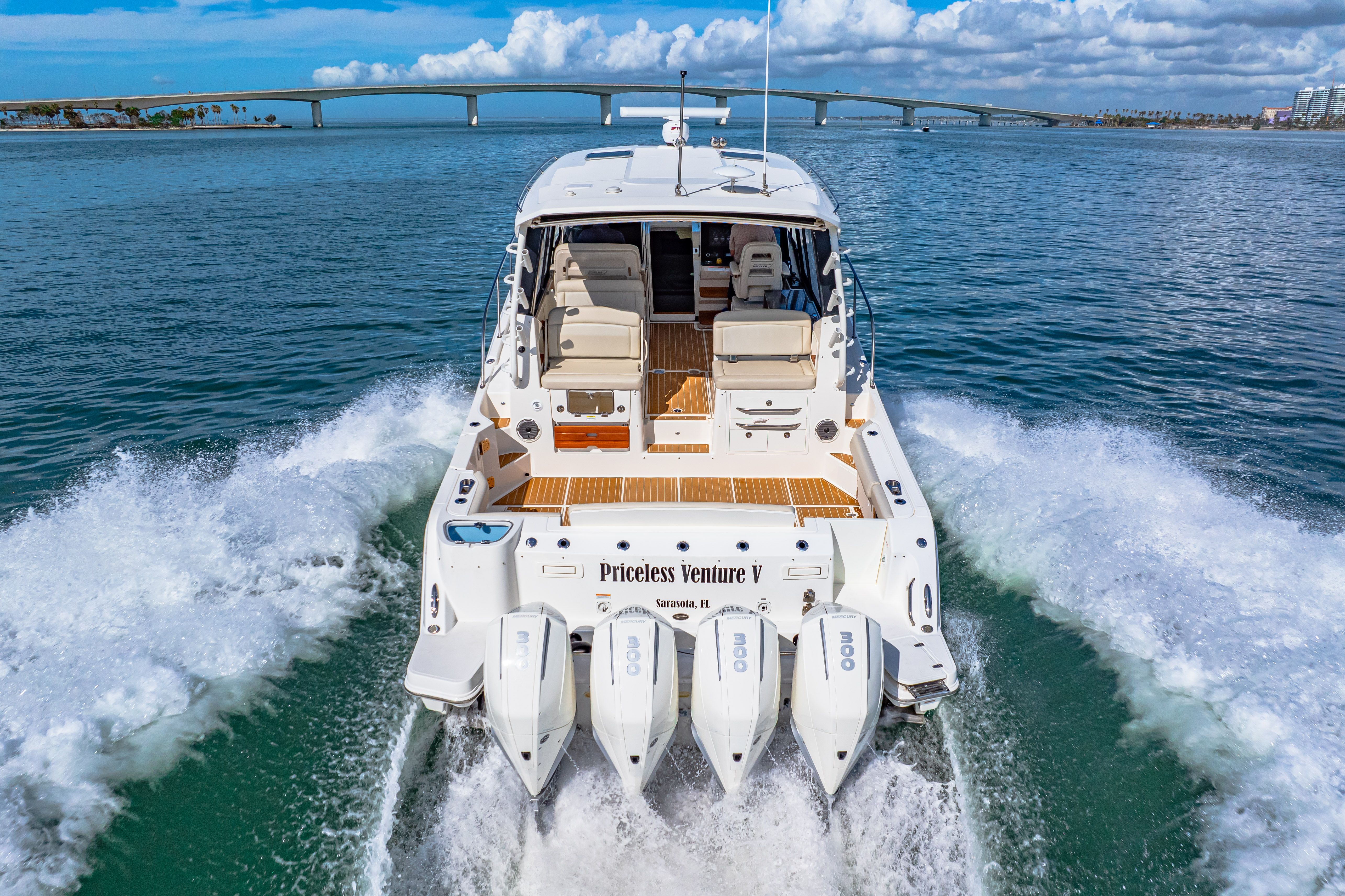 2022 Boston Whaler 405 Conquest - 64