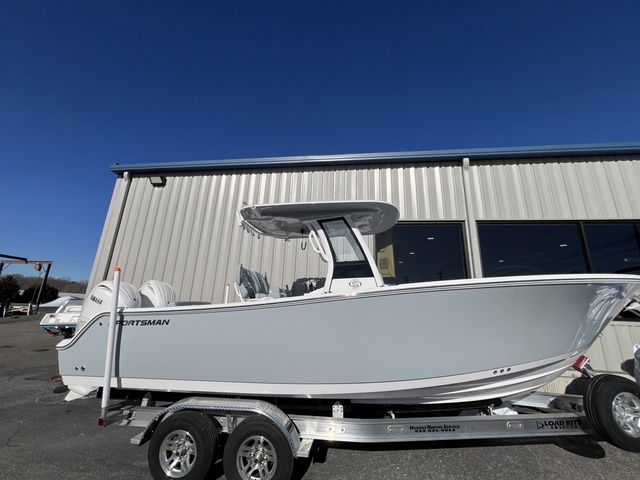 2026 Sportsman Open 252 Center Console