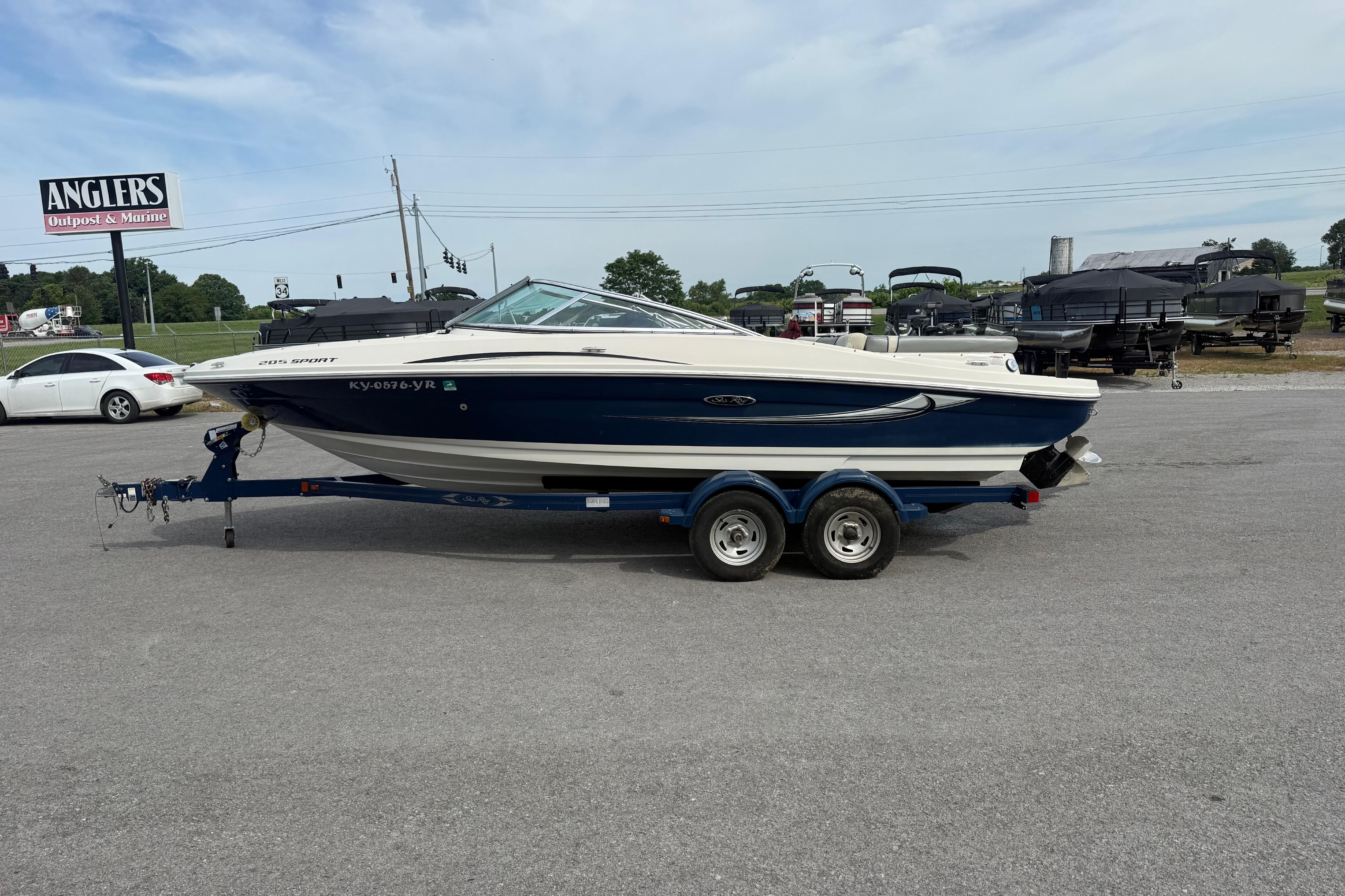 2009 Sea Ray 205 Sport