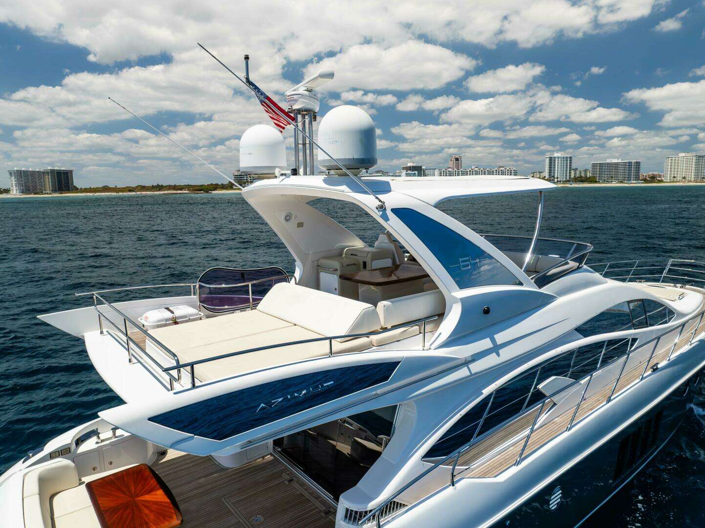 2015 Azimut 64 Flybridge - Image 65
