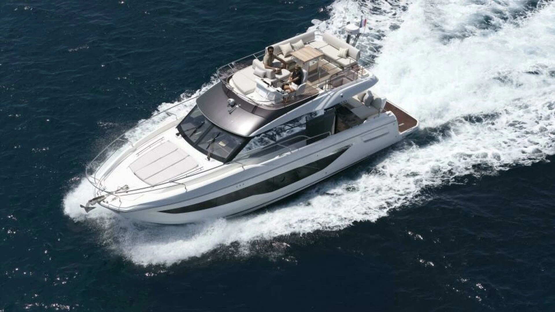 2027 Prestige F4.3 - Image 25
