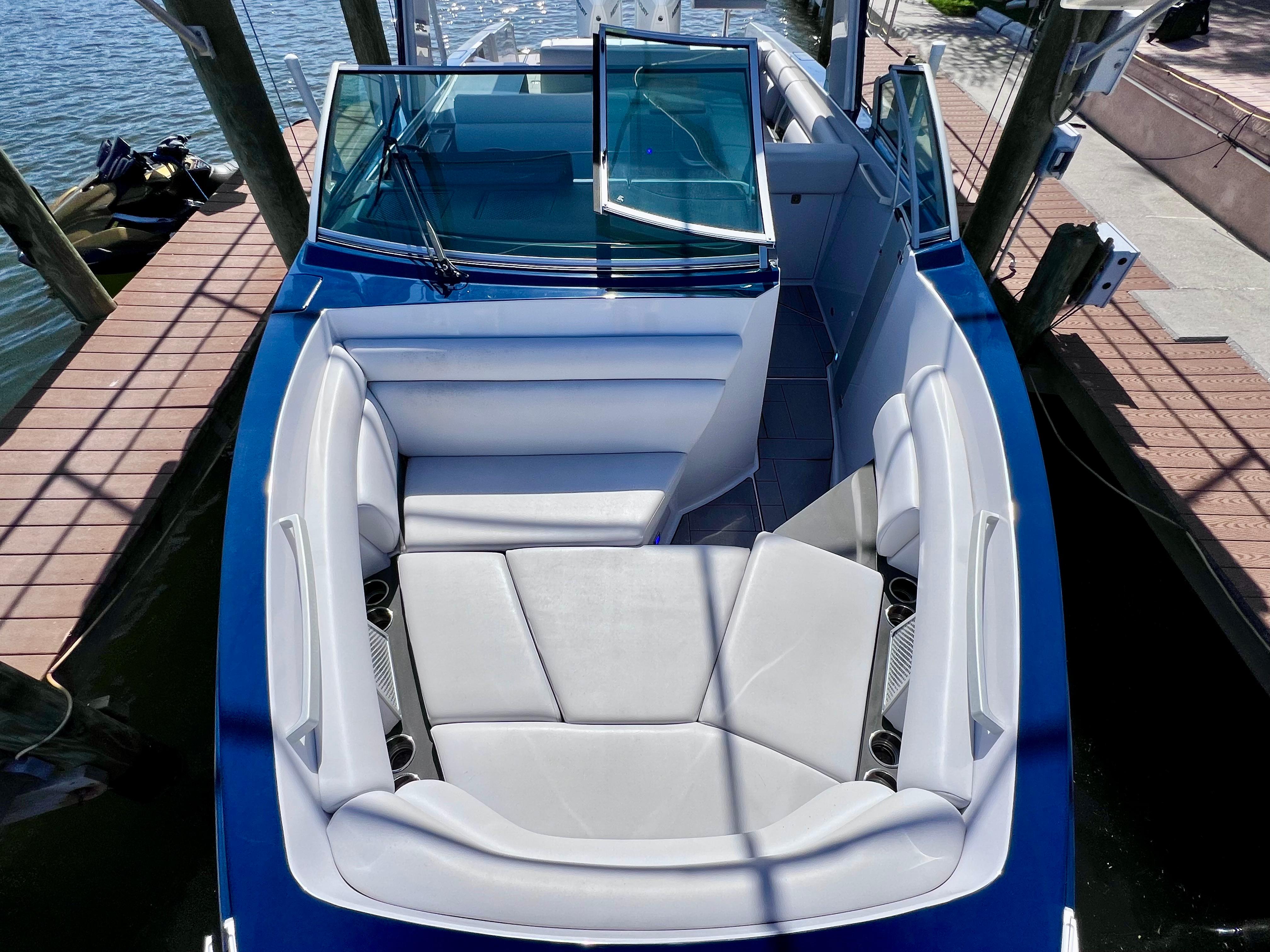 2022 Aviara AV 32 Outboard boat with spacious seating and sleek design.