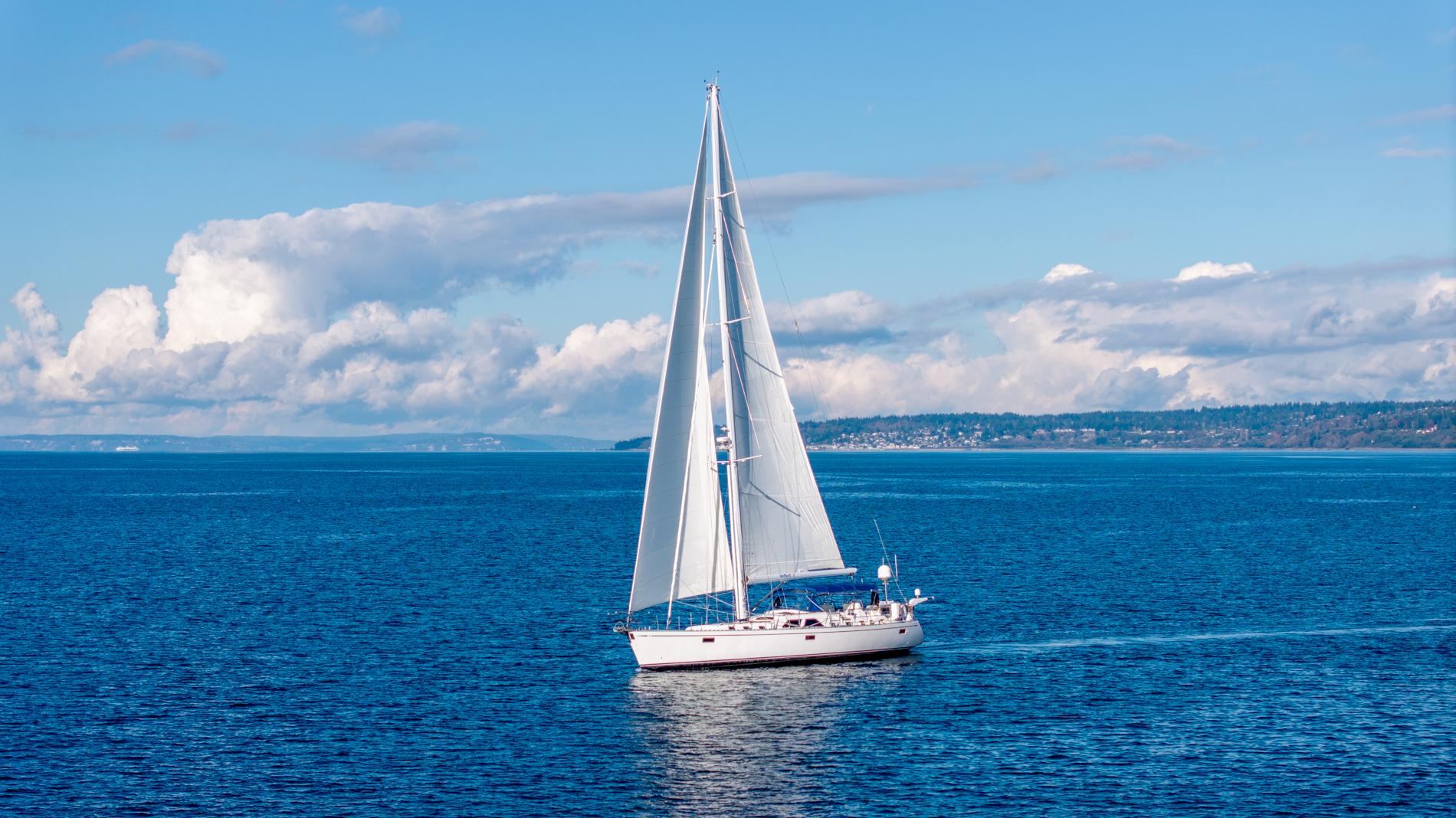 2010 Hylas 70 - 72