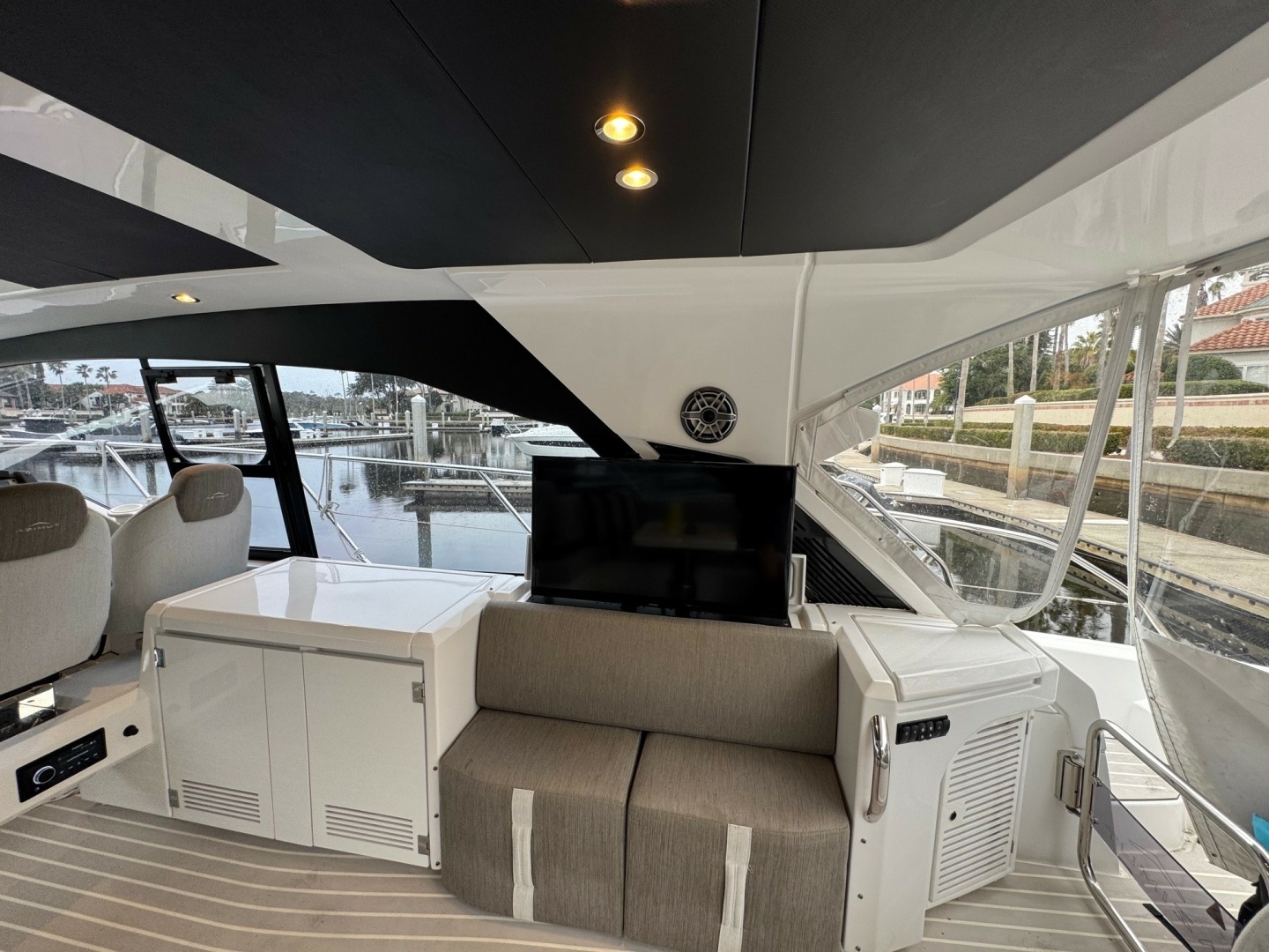 2019 Azimut 51 ATLANTIS - Image 2
