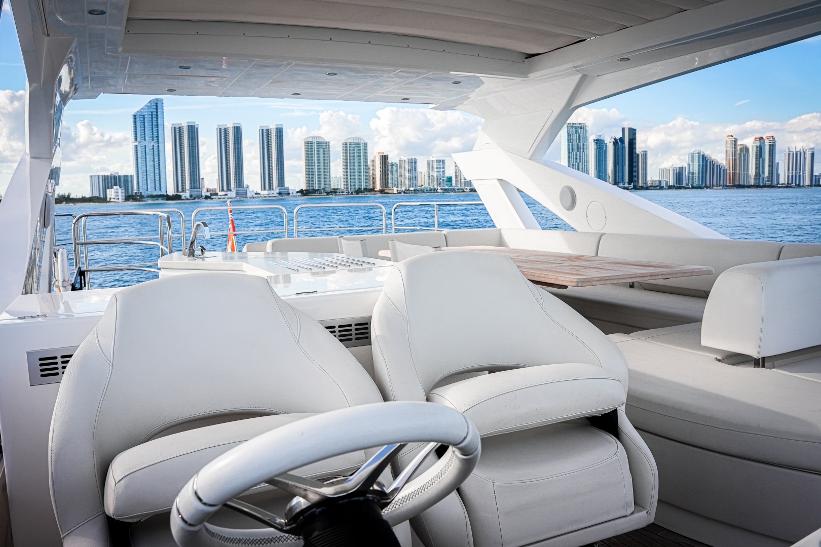 2019 Sunseeker 76 YACHT - Image 24