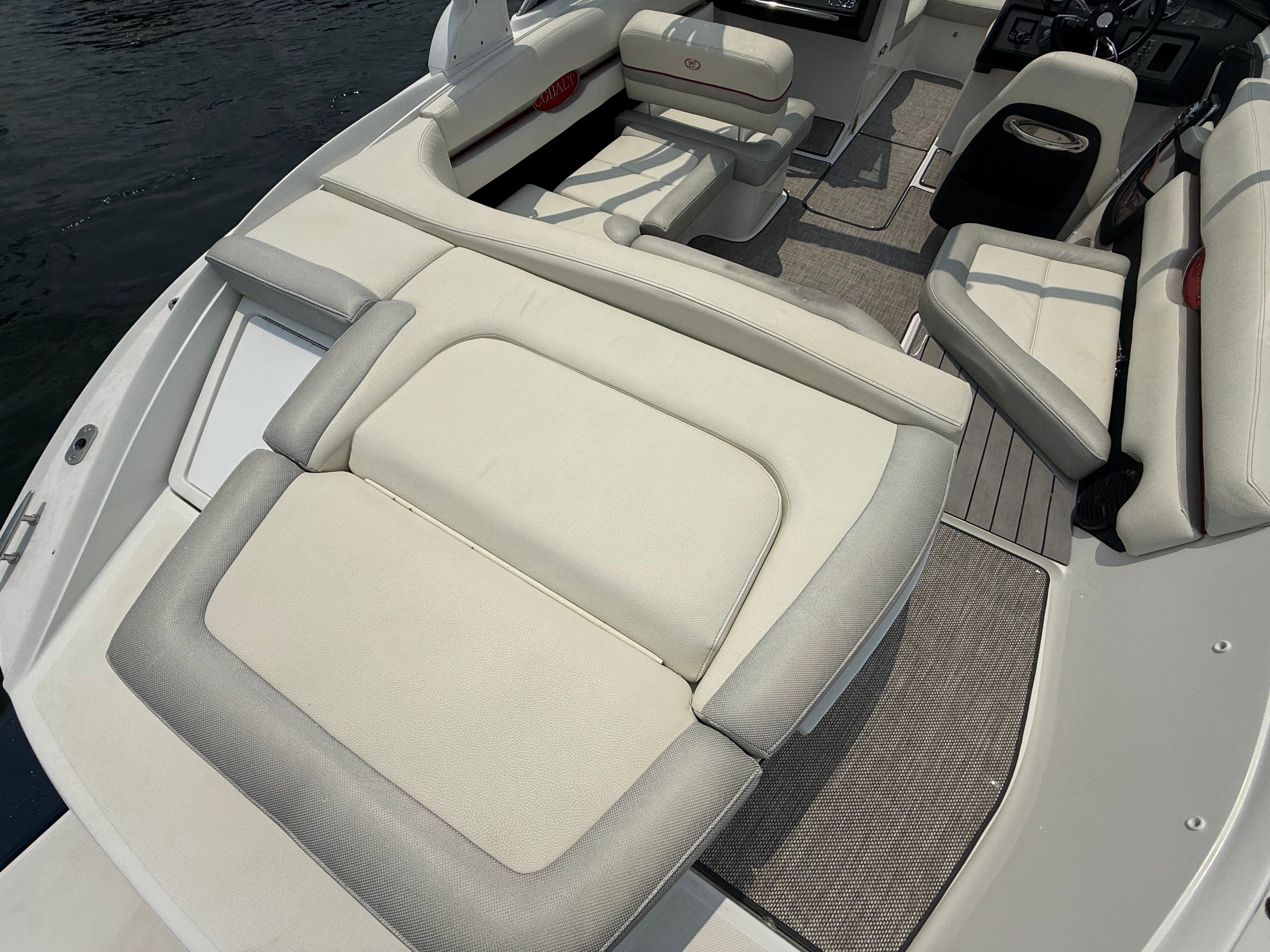 2018 Cobalt CS23 - 11