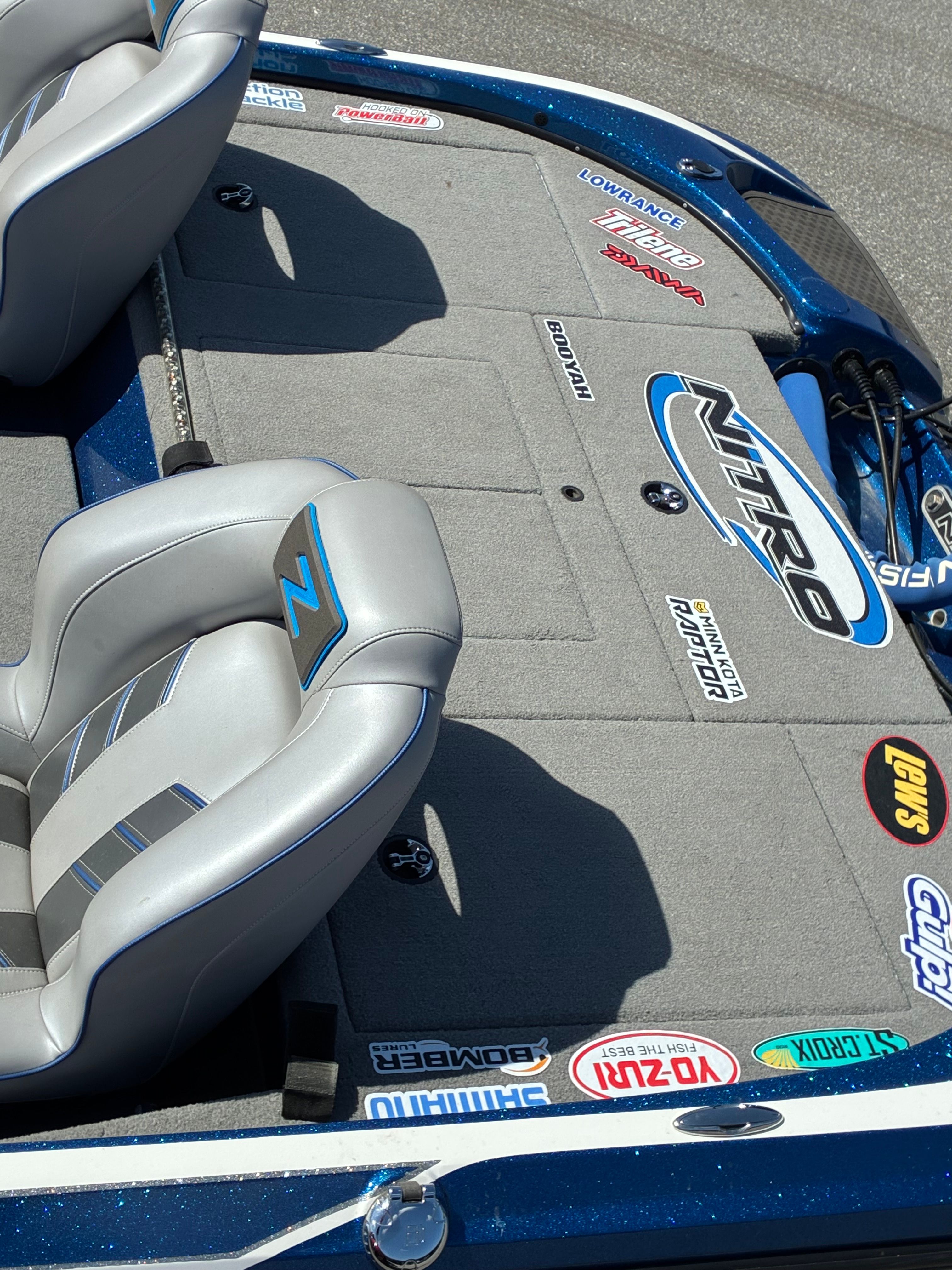 2024 Nitro Z18 Pro boat with gray seats and decals.
