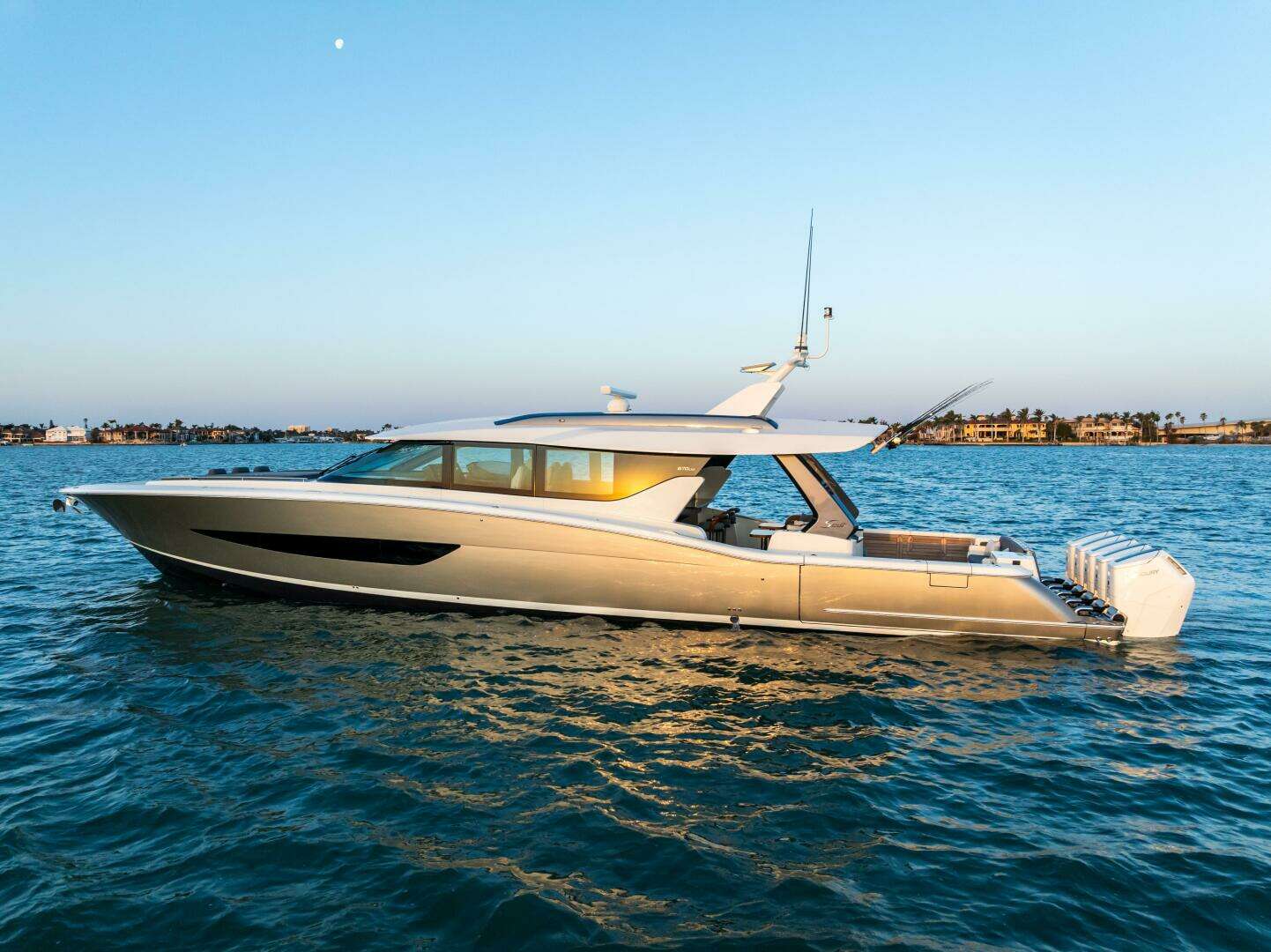 2026 Scout 670 LXS - Image 2