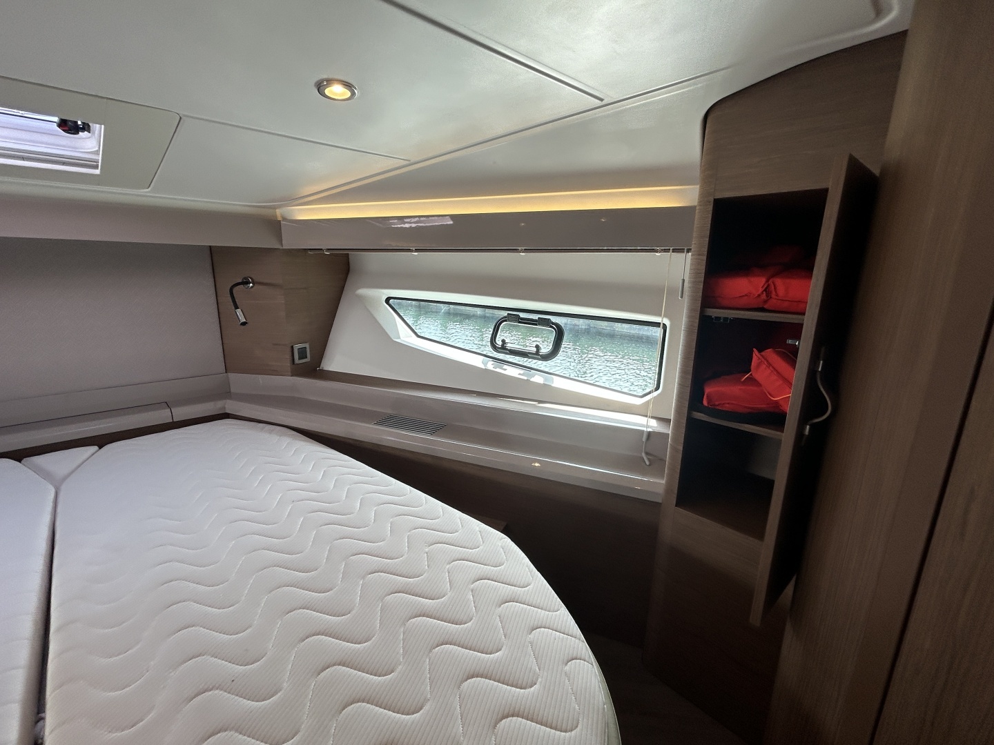 2018 Beneteau 50 GRAN TURISMO - Image 29