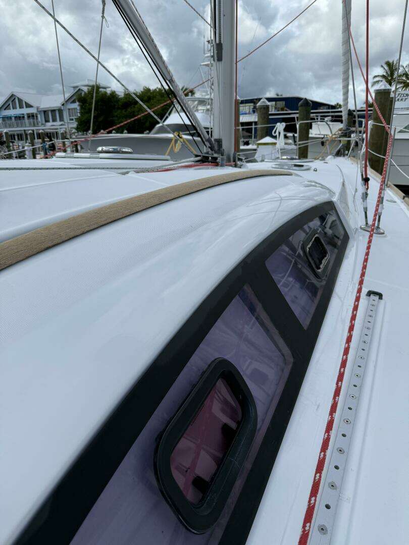 2012 Beneteau 43 - Image 23