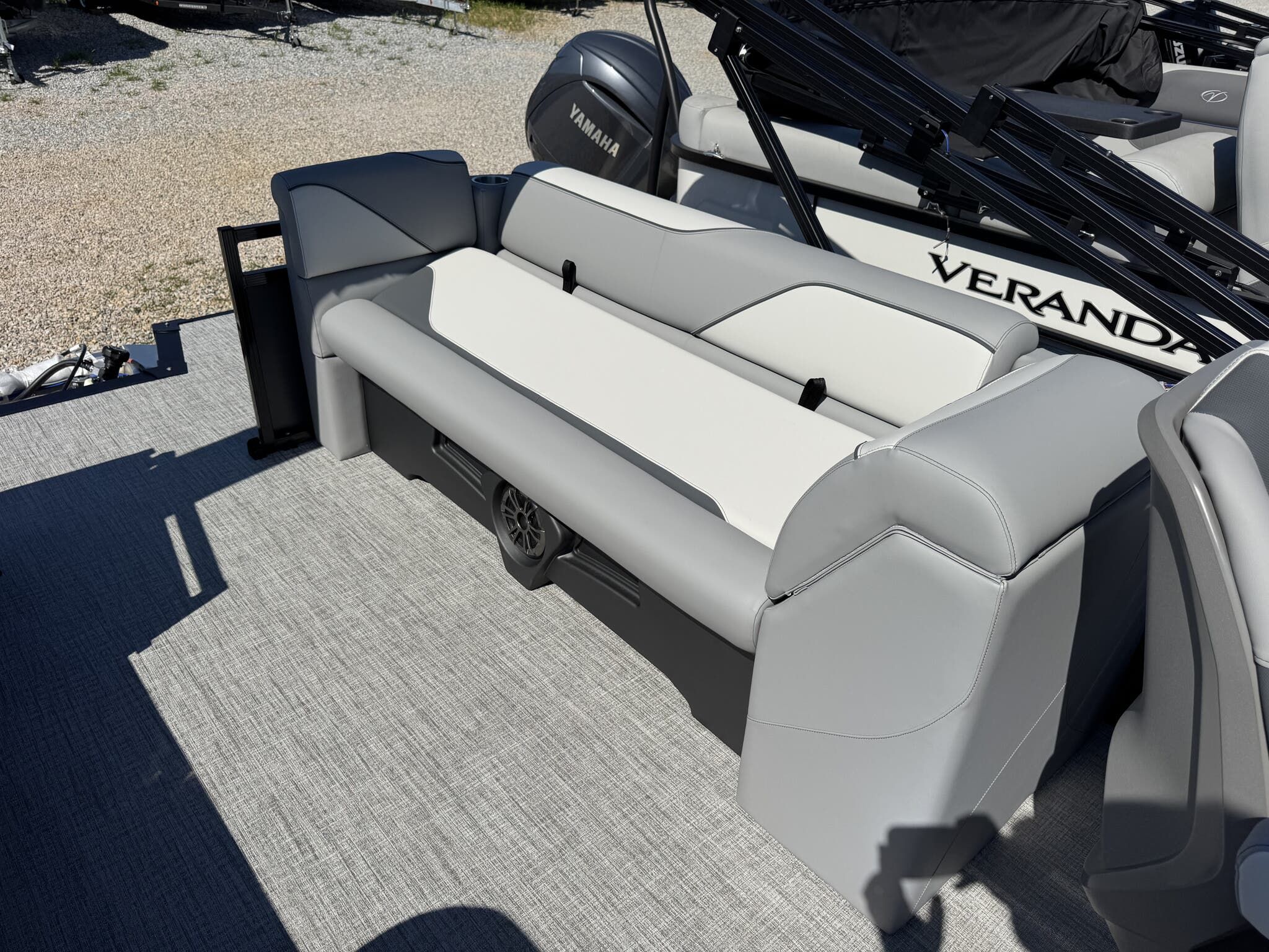 2026 Avalon Venture 85 23 QUAD LOUNGER-140HP - 6