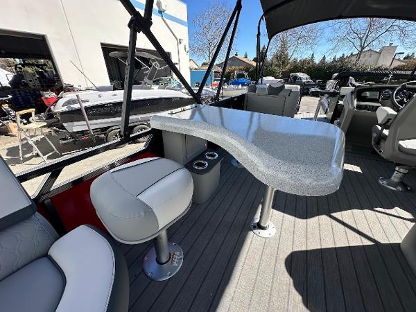 2025 Tahoe Pontoon 2585 LTZ Entertainer with sleek interior and modern seating.
