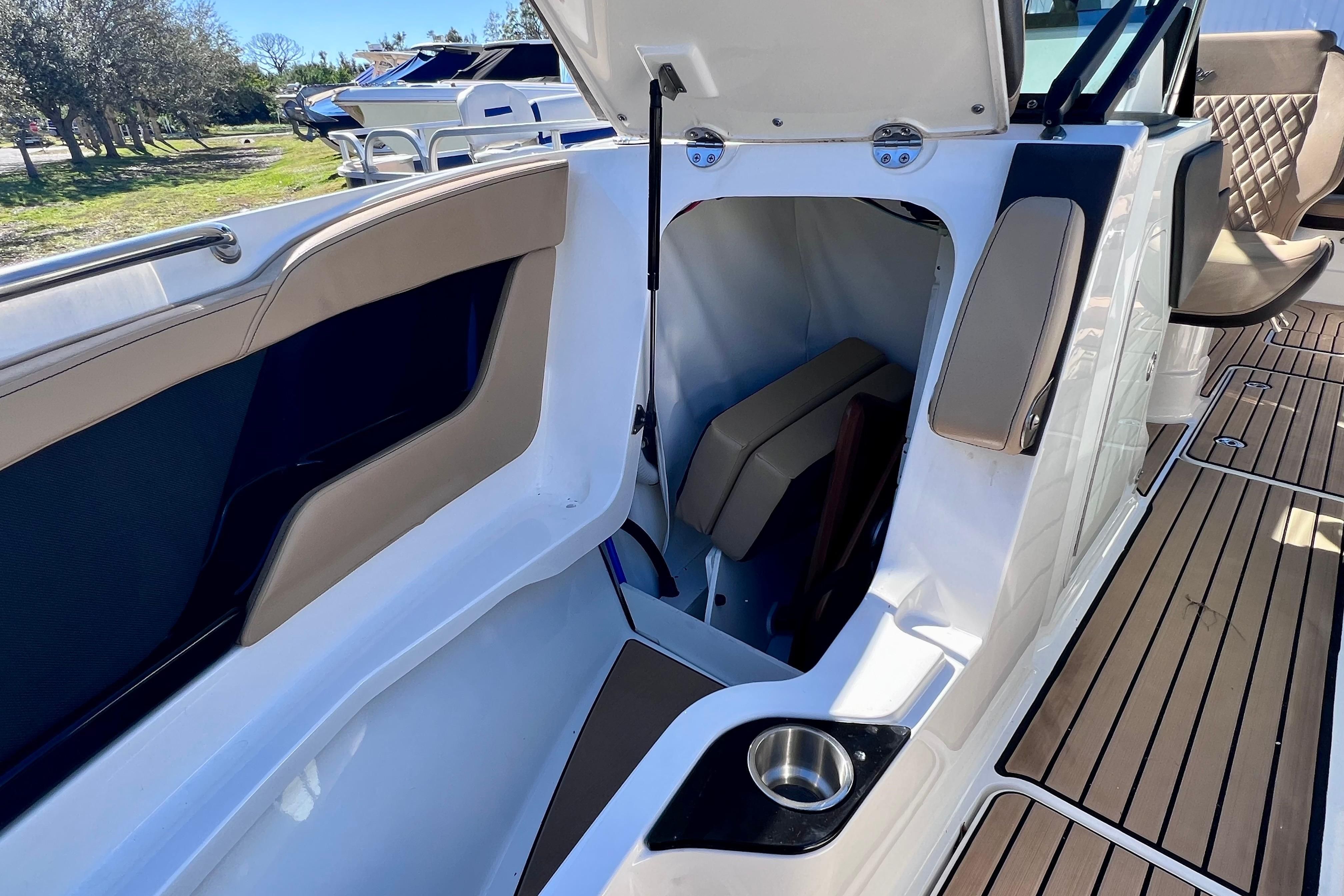 2023 Sea Ray SLX 280 - 65