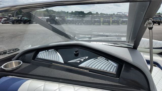 2014 Tigé RZ2 - 17