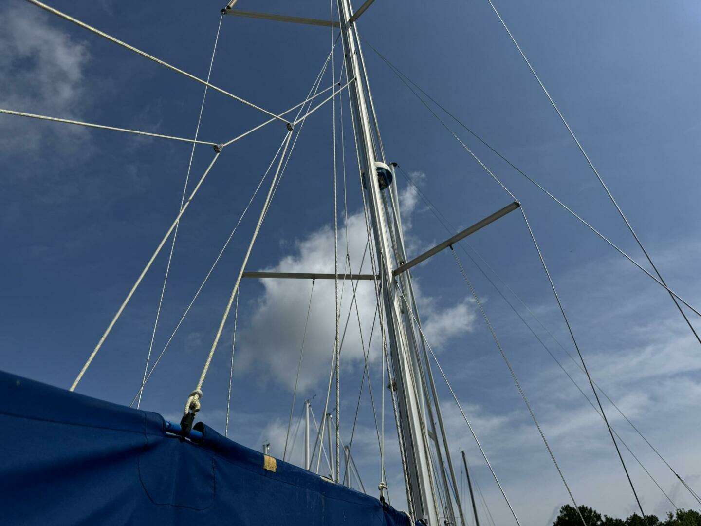 2009 RM Yachts RM1050 - Image 47