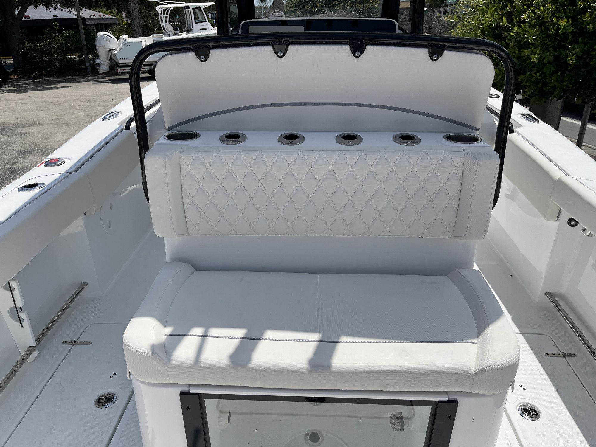 2026 Sea Hunt Gamefish 27 Coffin Box - 29
