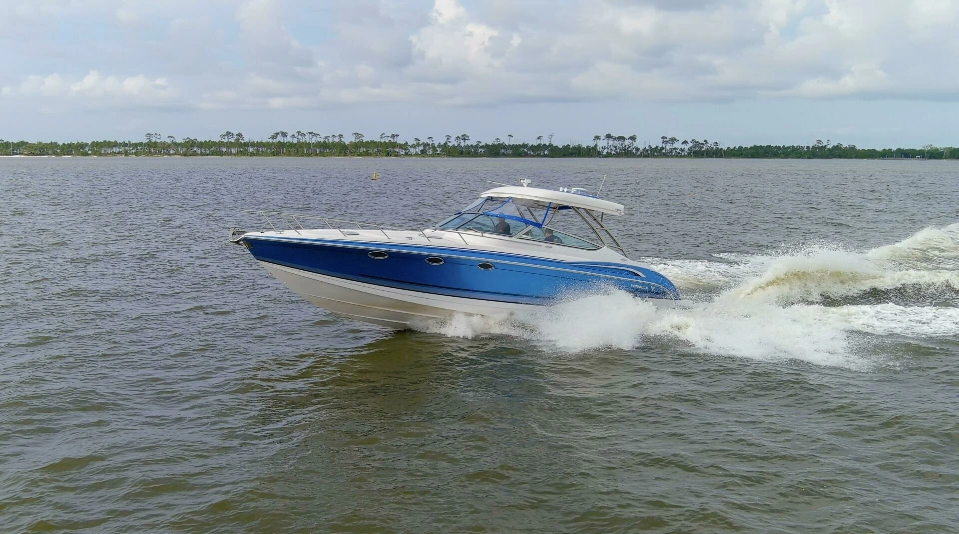 2017 Formula 370 Super Sport - Image 21