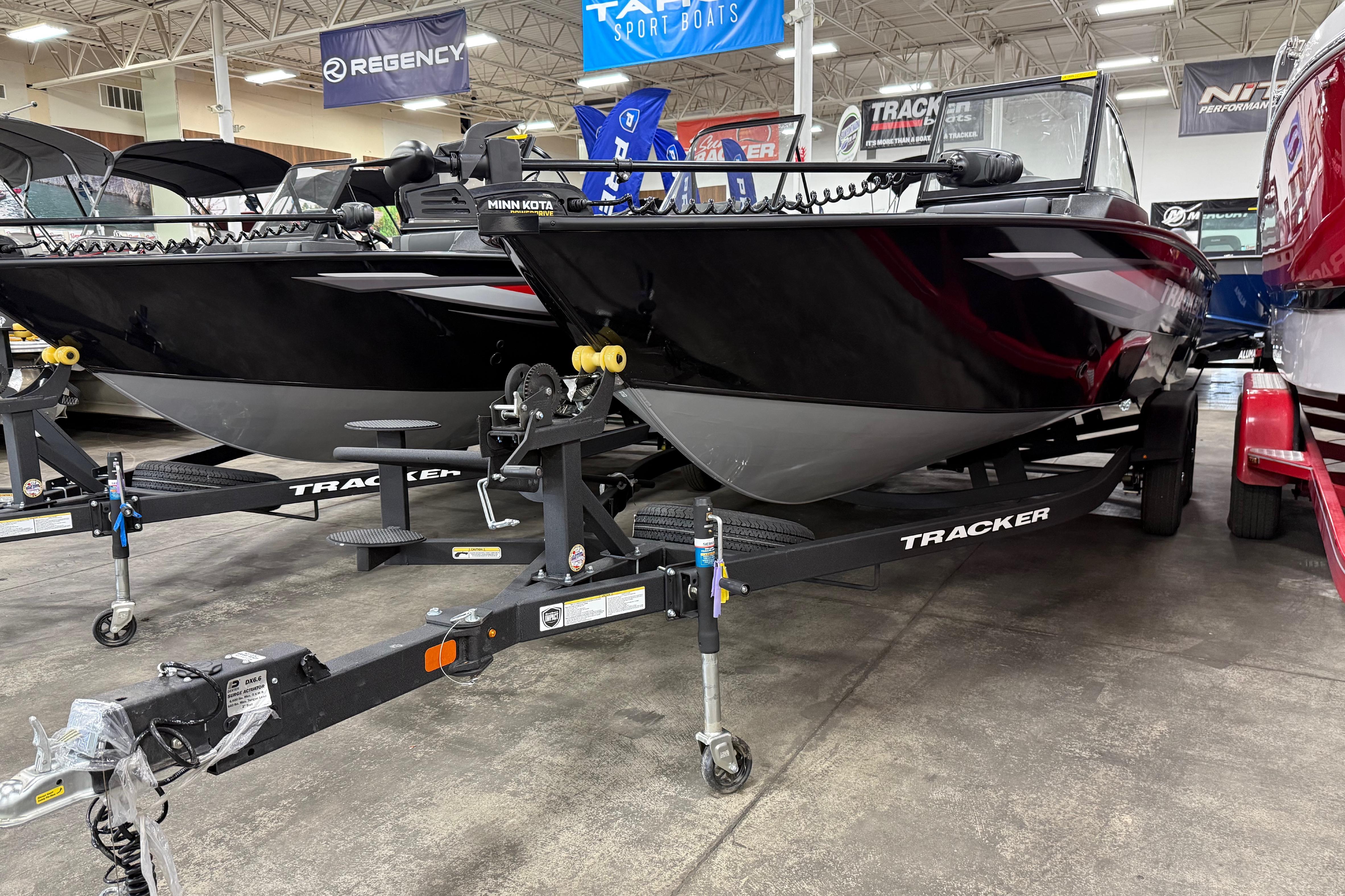 2026 Tracker Targa V-19 WT