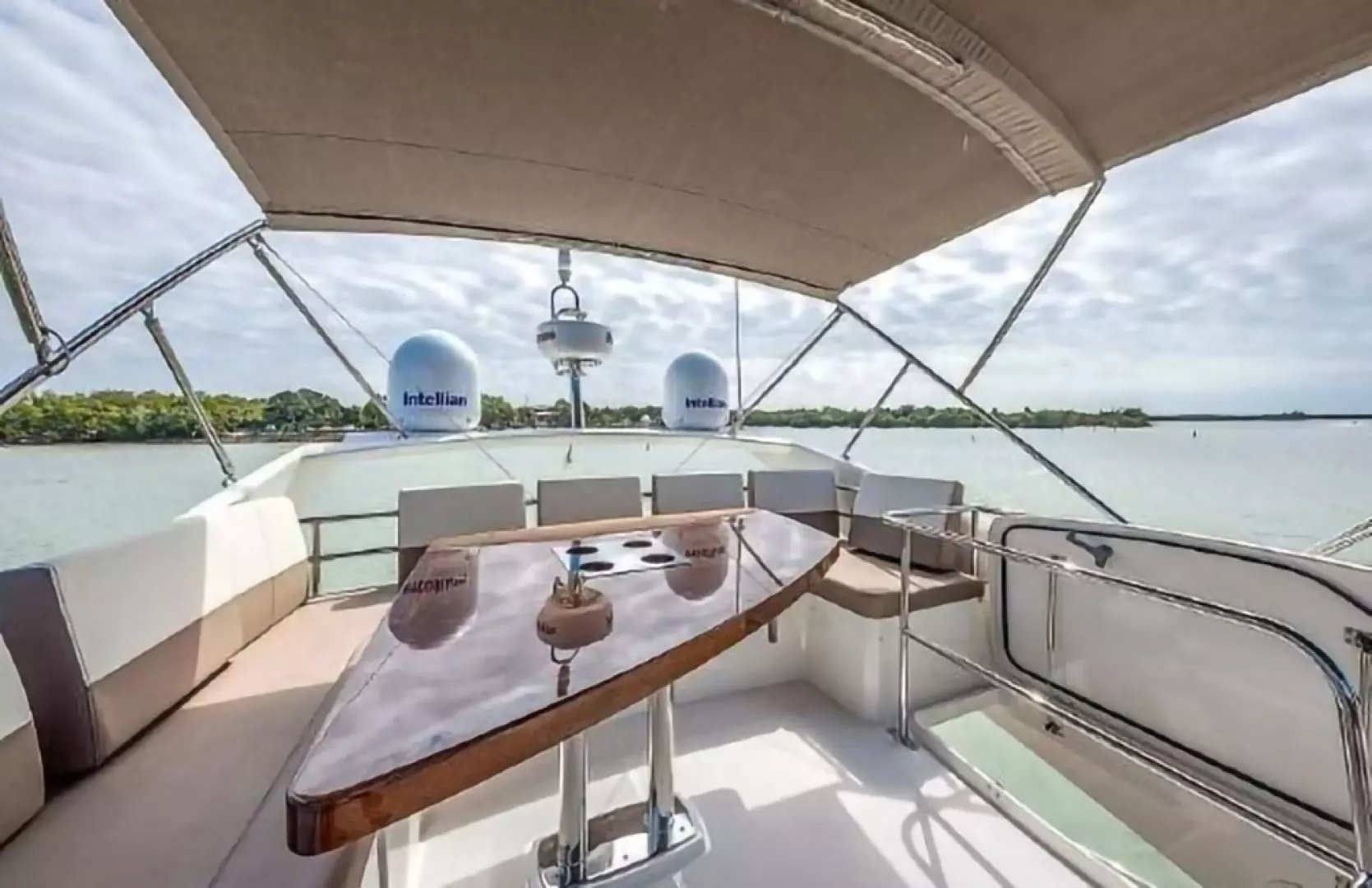 2015 Prestige 550 - Image 7