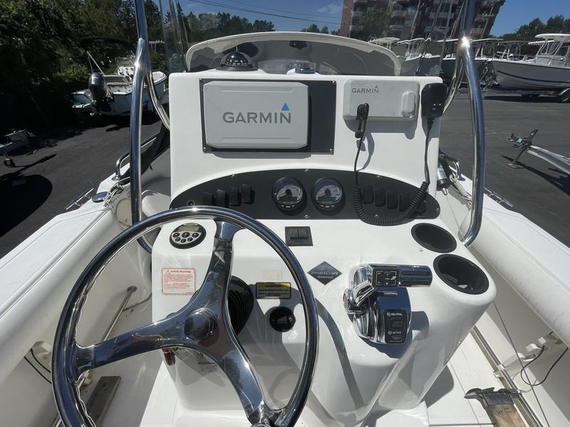 2006 Boston Whaler 210 Outrage boat dashboard with Garmin navigation system.