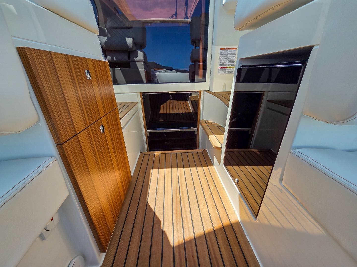2026 Marex 310 Sun Cruiser - Image 26