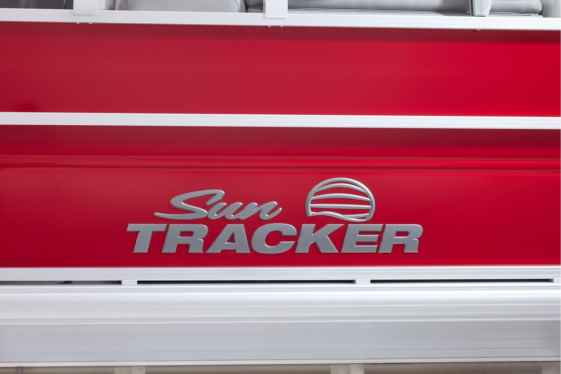 2026 Sun Tracker Party Barge 22 DLX - 74