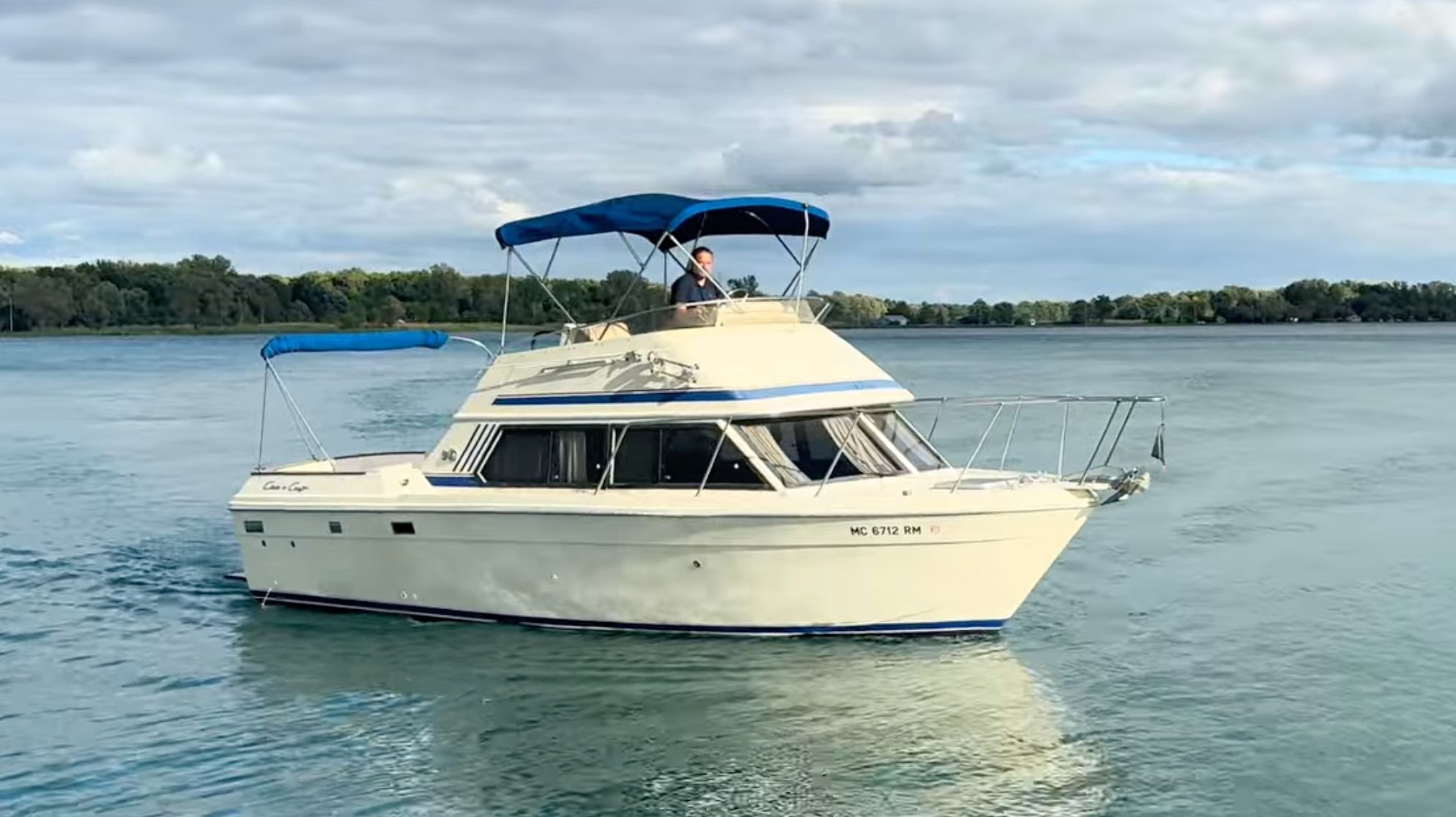 1986 Chris-Craft 292 CATALINA SUNBRIDGE