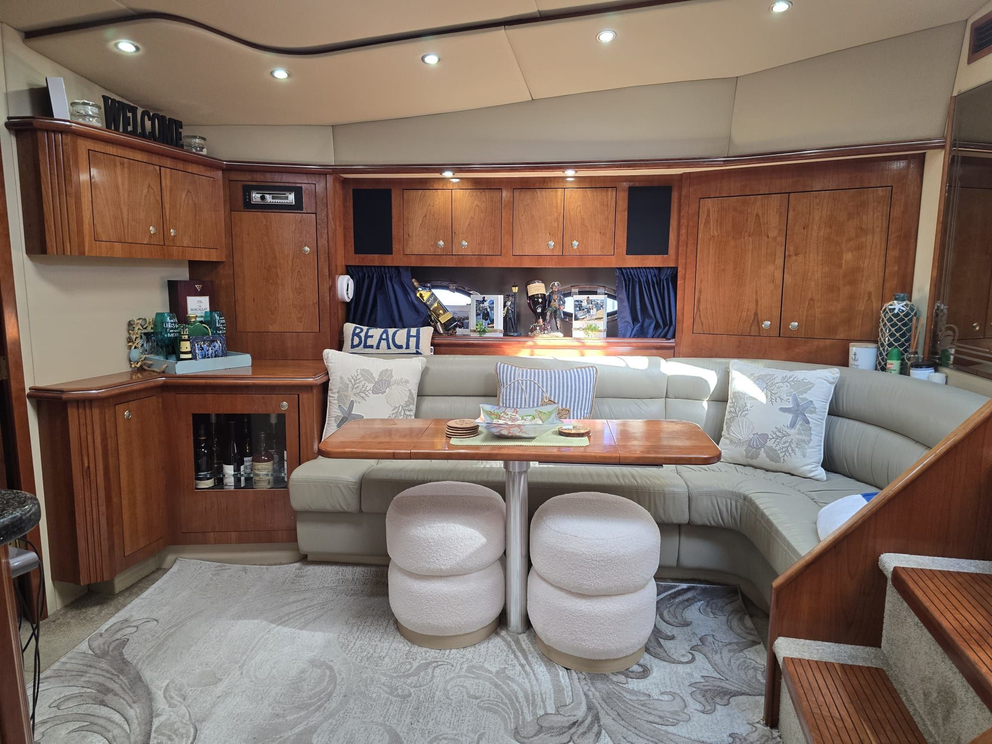 2005 Cruisers Yachts 440 Express - 8