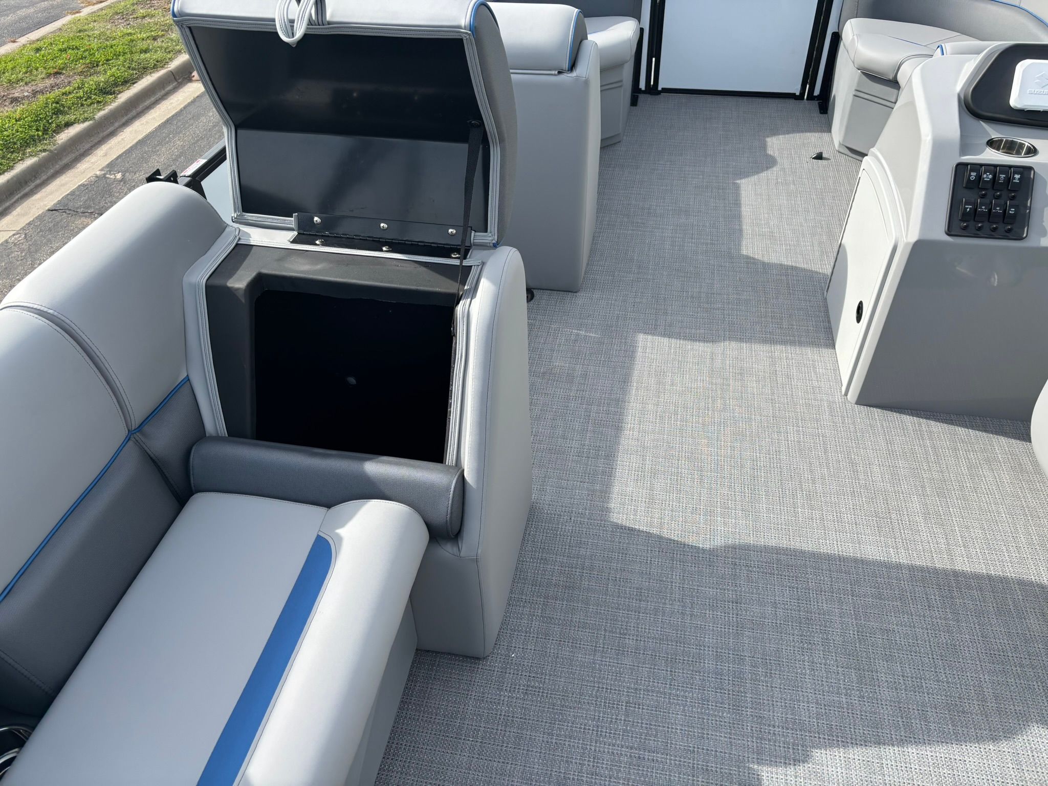 2027 Bentley Pontoons 223 Bolt - 23