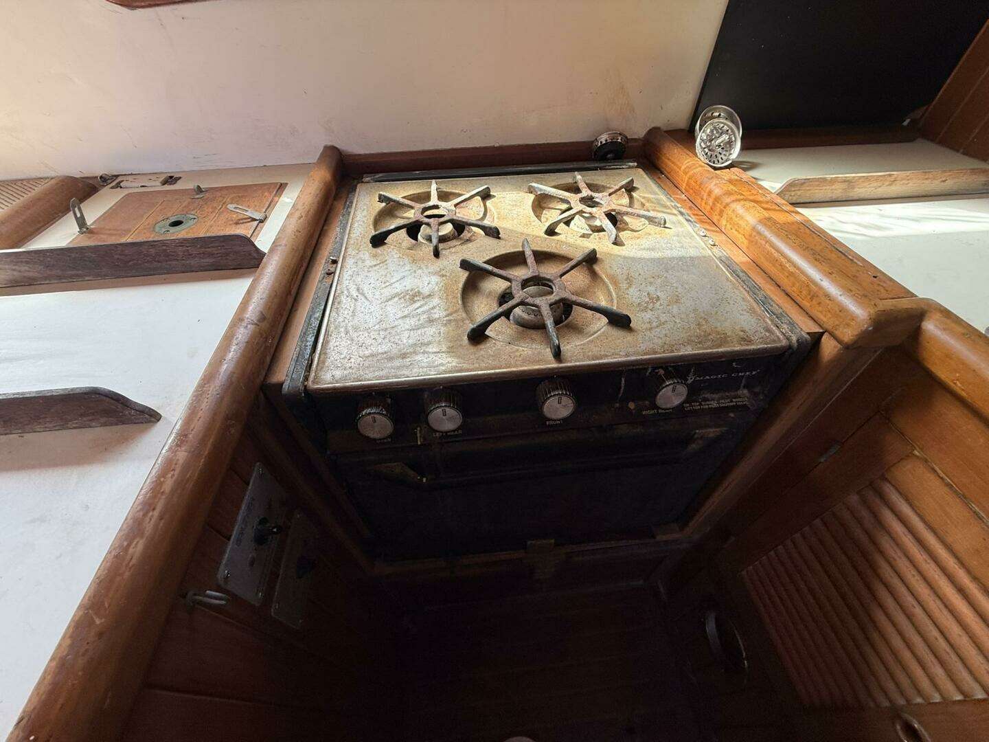 1986 Lord Nelson 37 #49 - Image 16