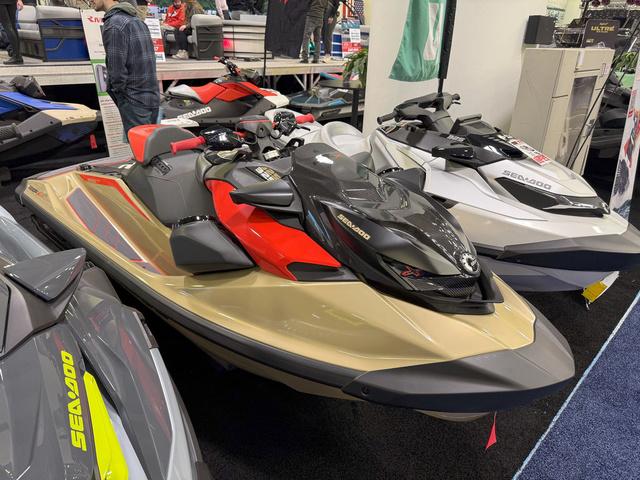 2025 Sea-Doo RXP-X 325 - 3