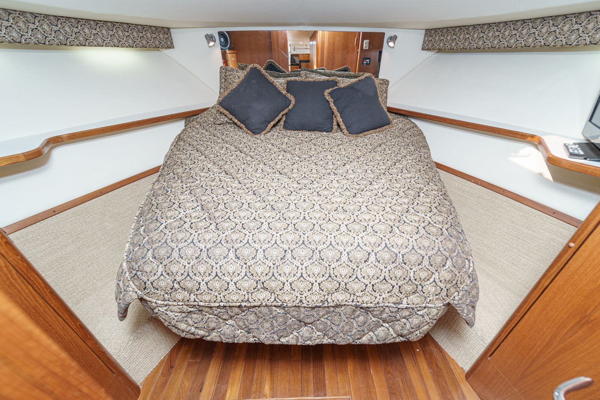 2002 Tiara Yachts 4100 Open - 47