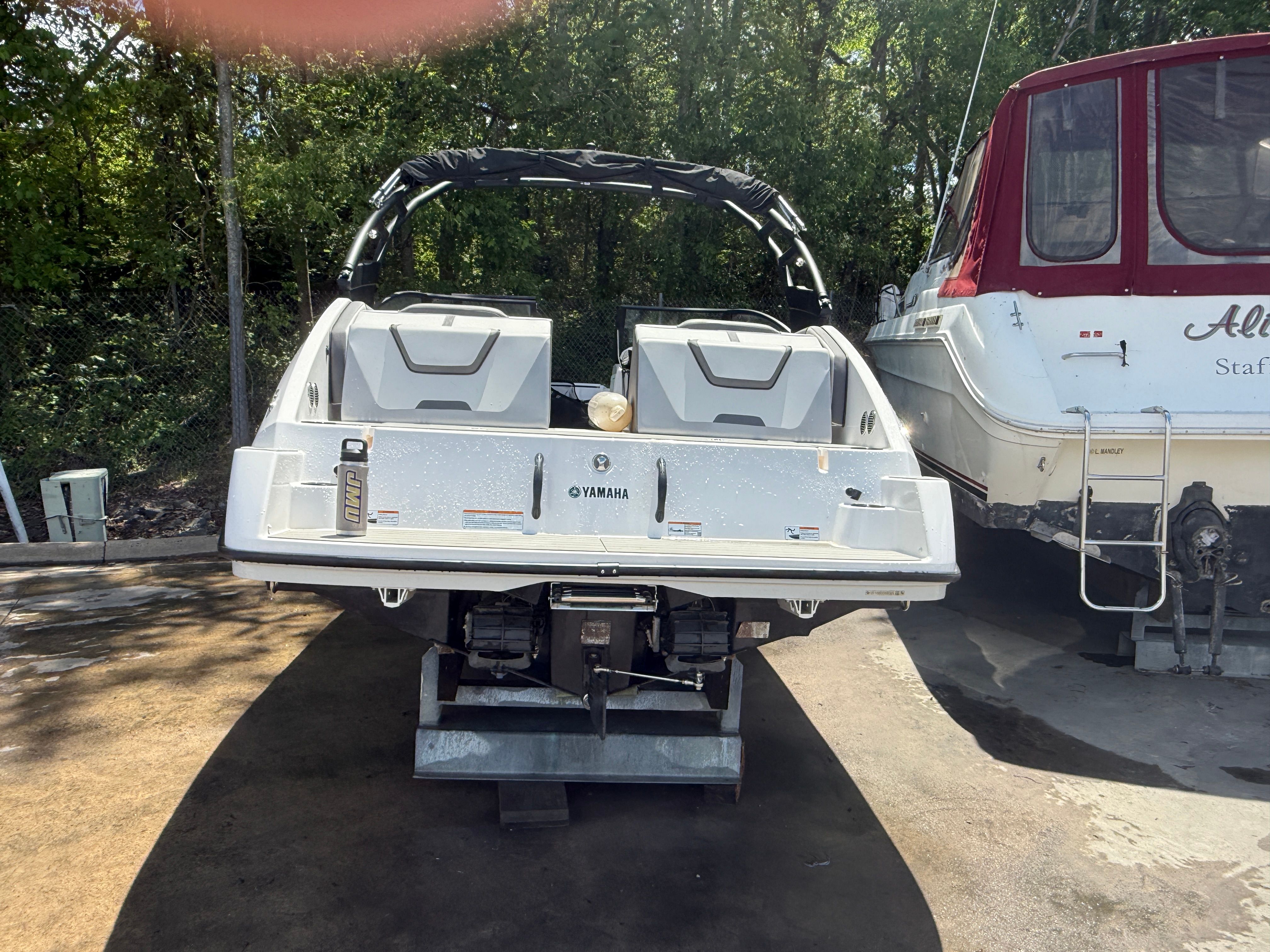 2023 Yamaha Boats AR220 - 4