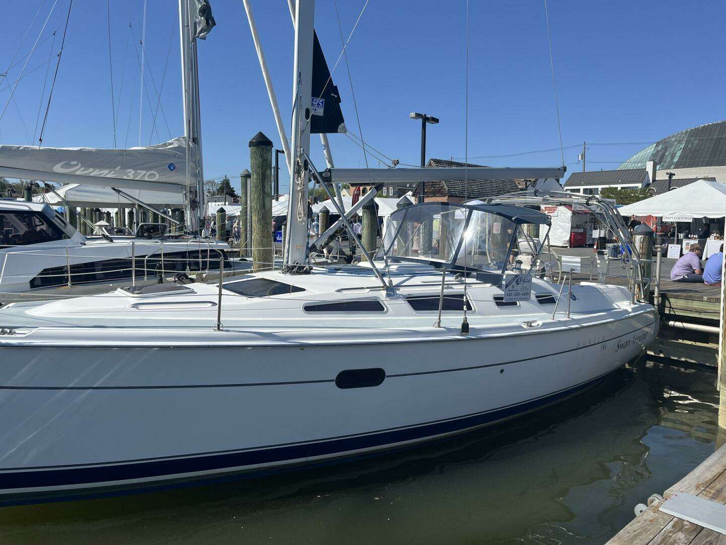 2003 Hunter 356 - Image 3