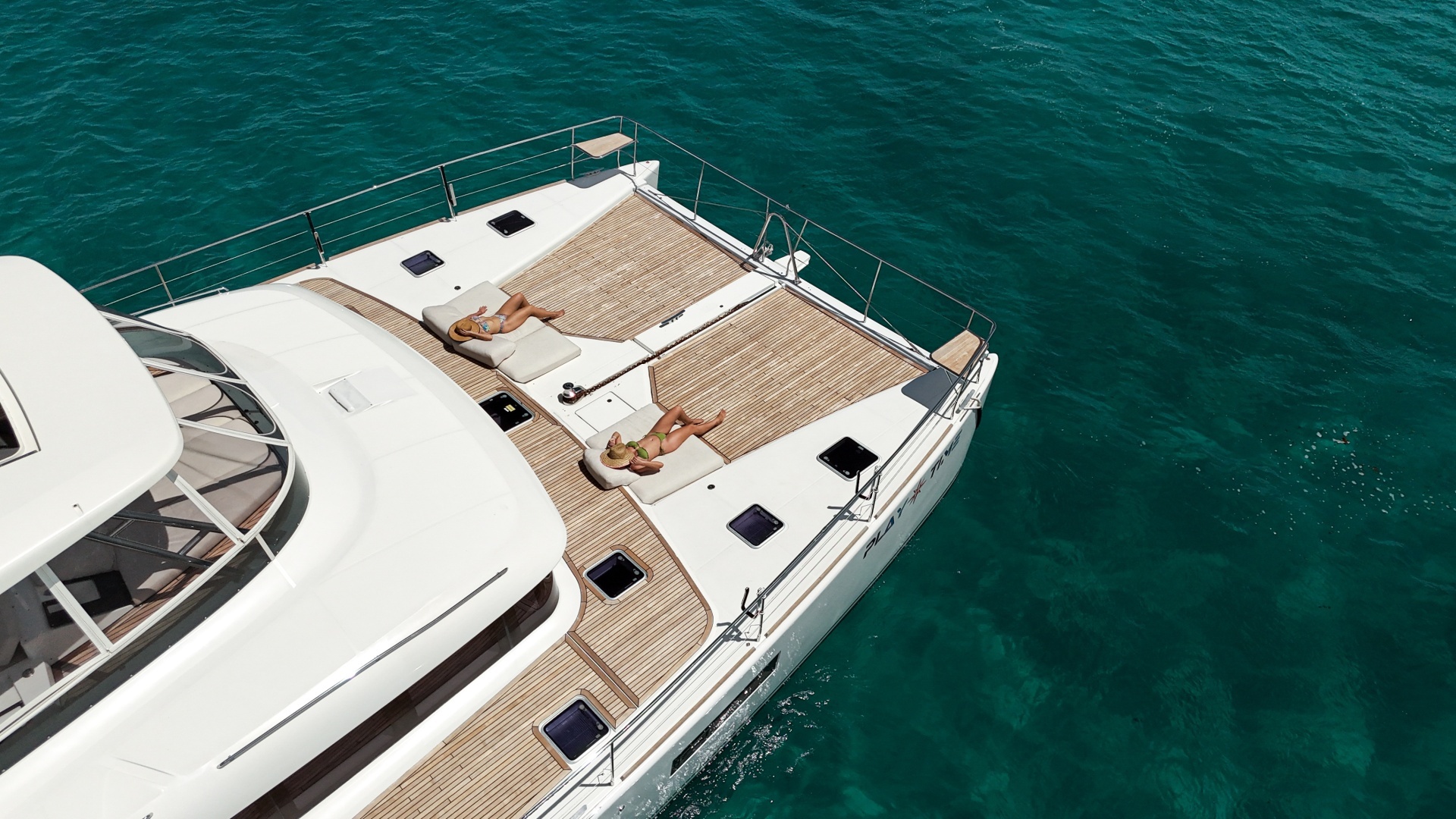 2018 Lagoon 630 Motor Yacht - Image 3