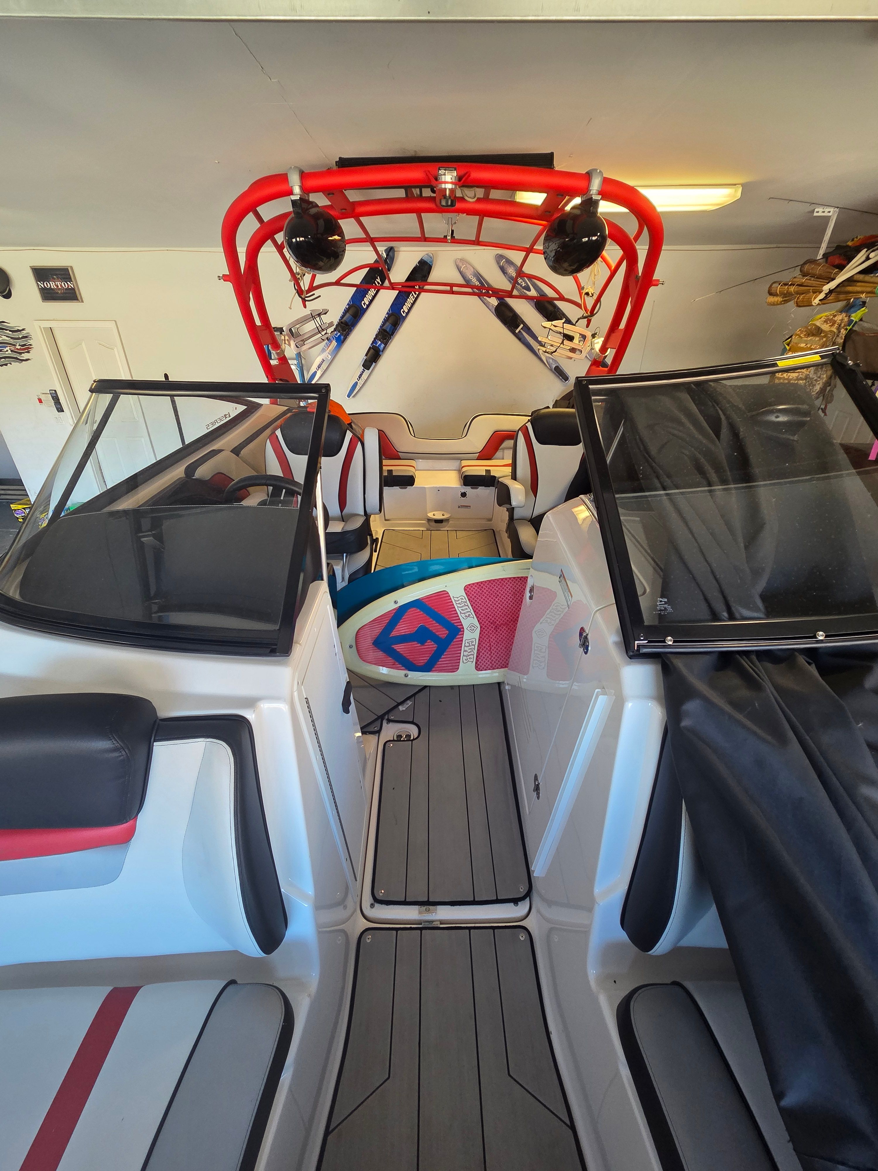 2020 Yamaha Boats 242X - 4