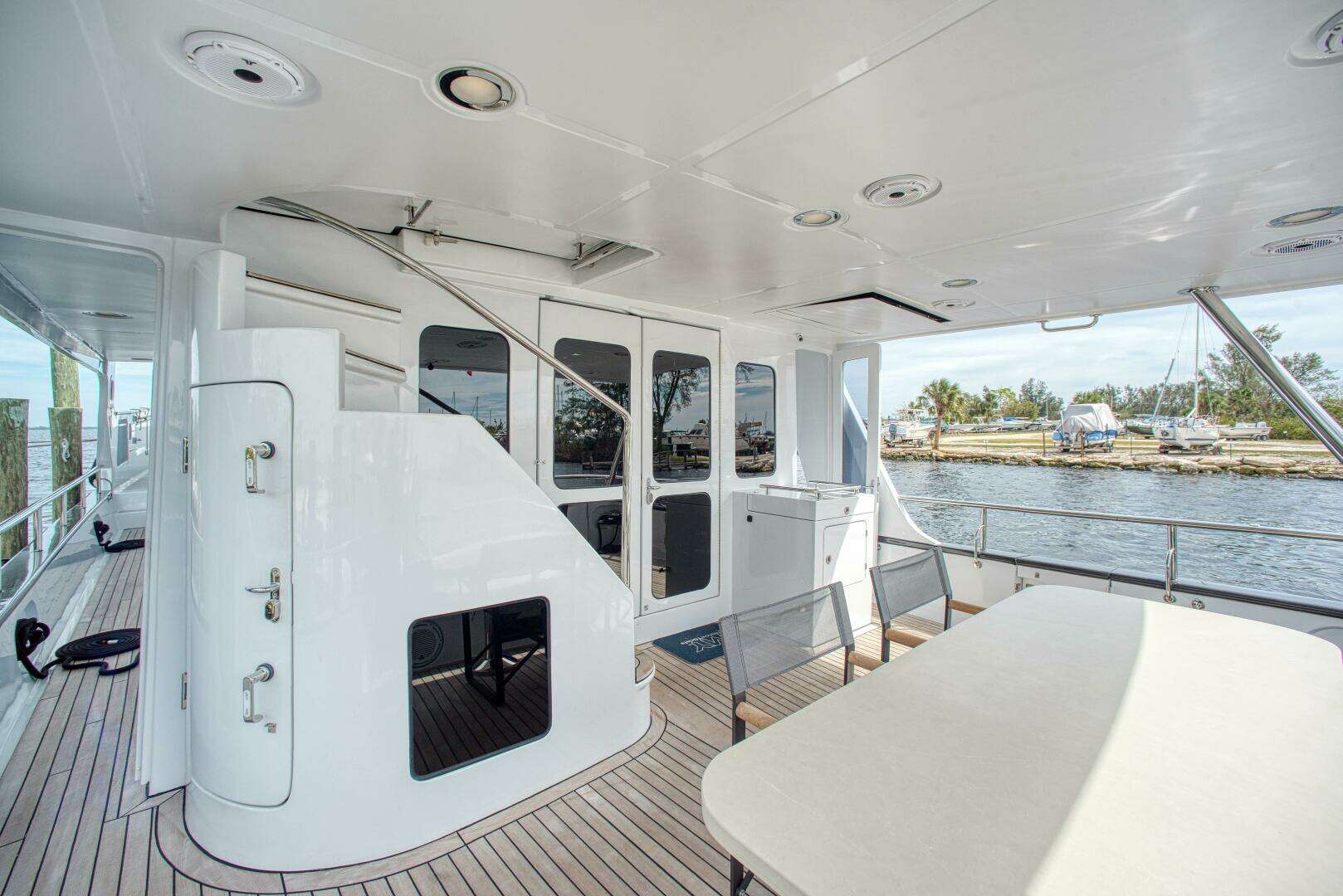 2023 Marlow Explorer 70E-CB - Image 6