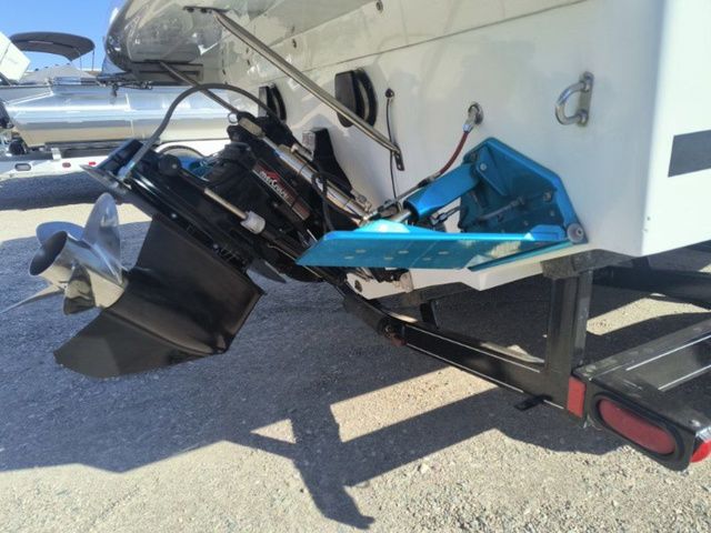1997 BAJA Performance Boats Outlaw 24 Open Bow - 19