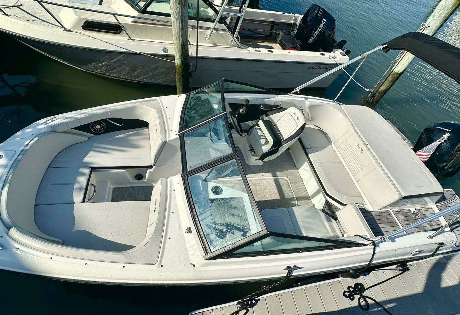 2023 Sea Ray 190 OB SPX - Image 11